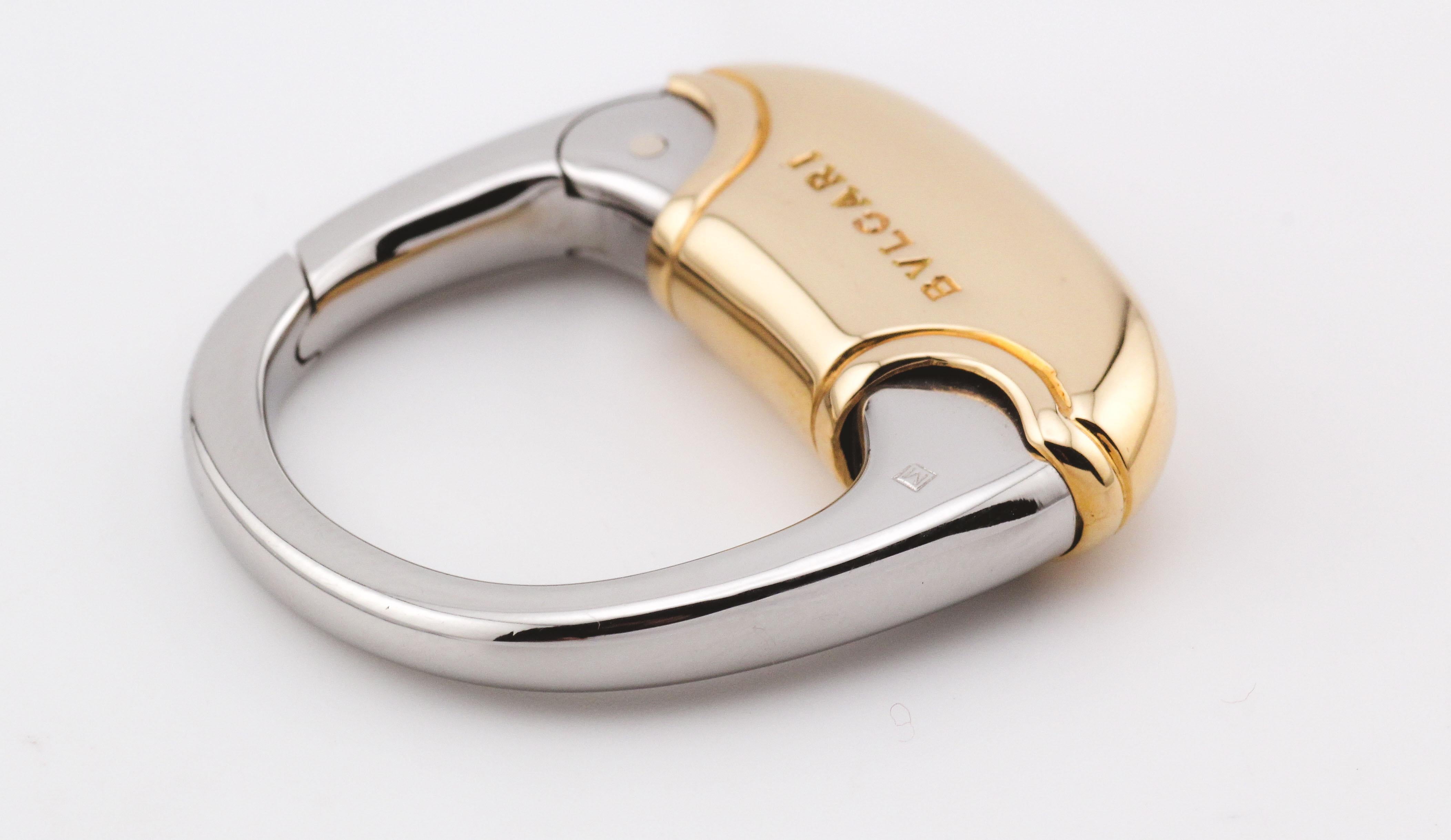 Portachiavi Bulgari in acciaio dorato 18k in vendita 3