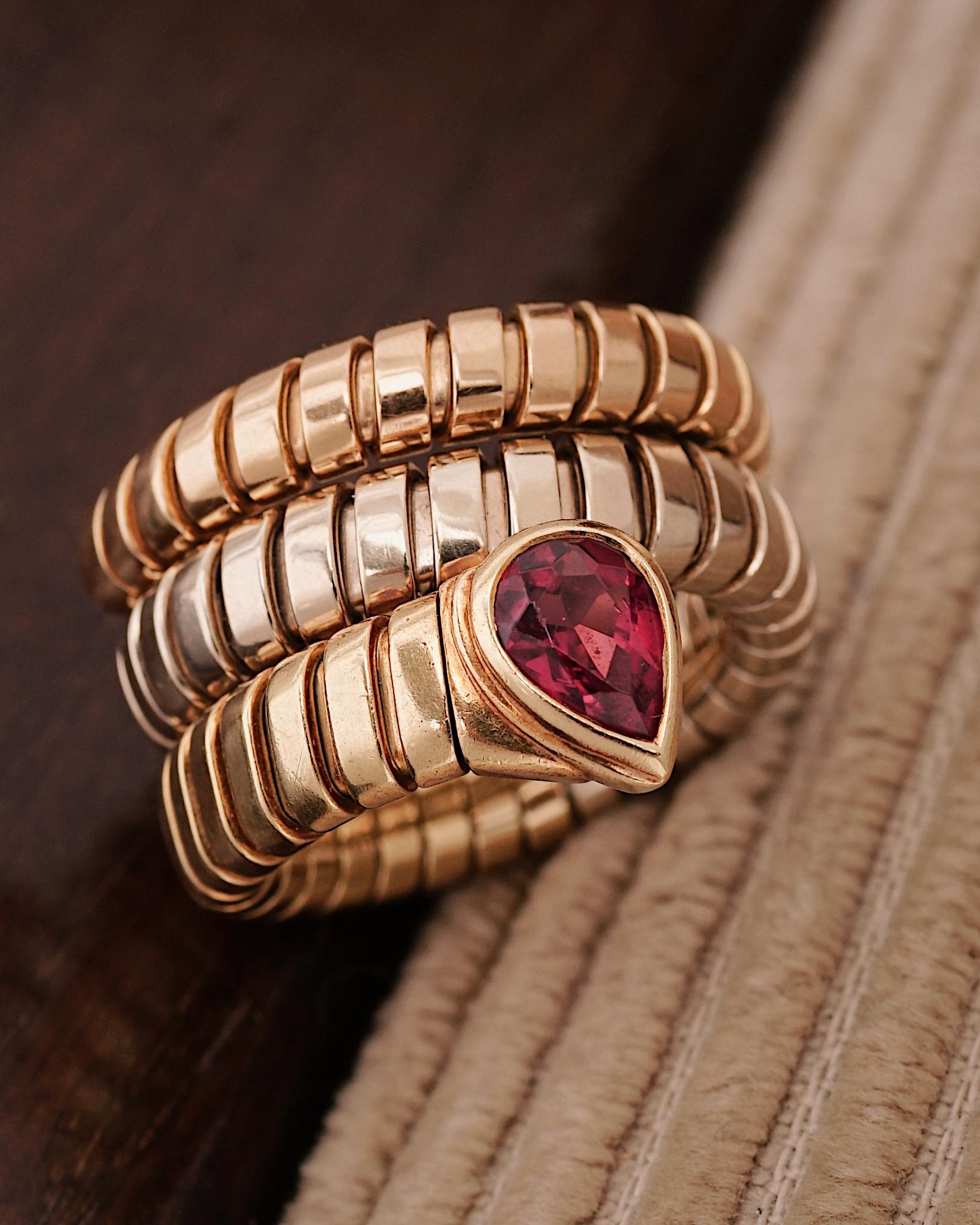 Bulgari, Roma
18K Yellow White and Pink Gold Tubogas 