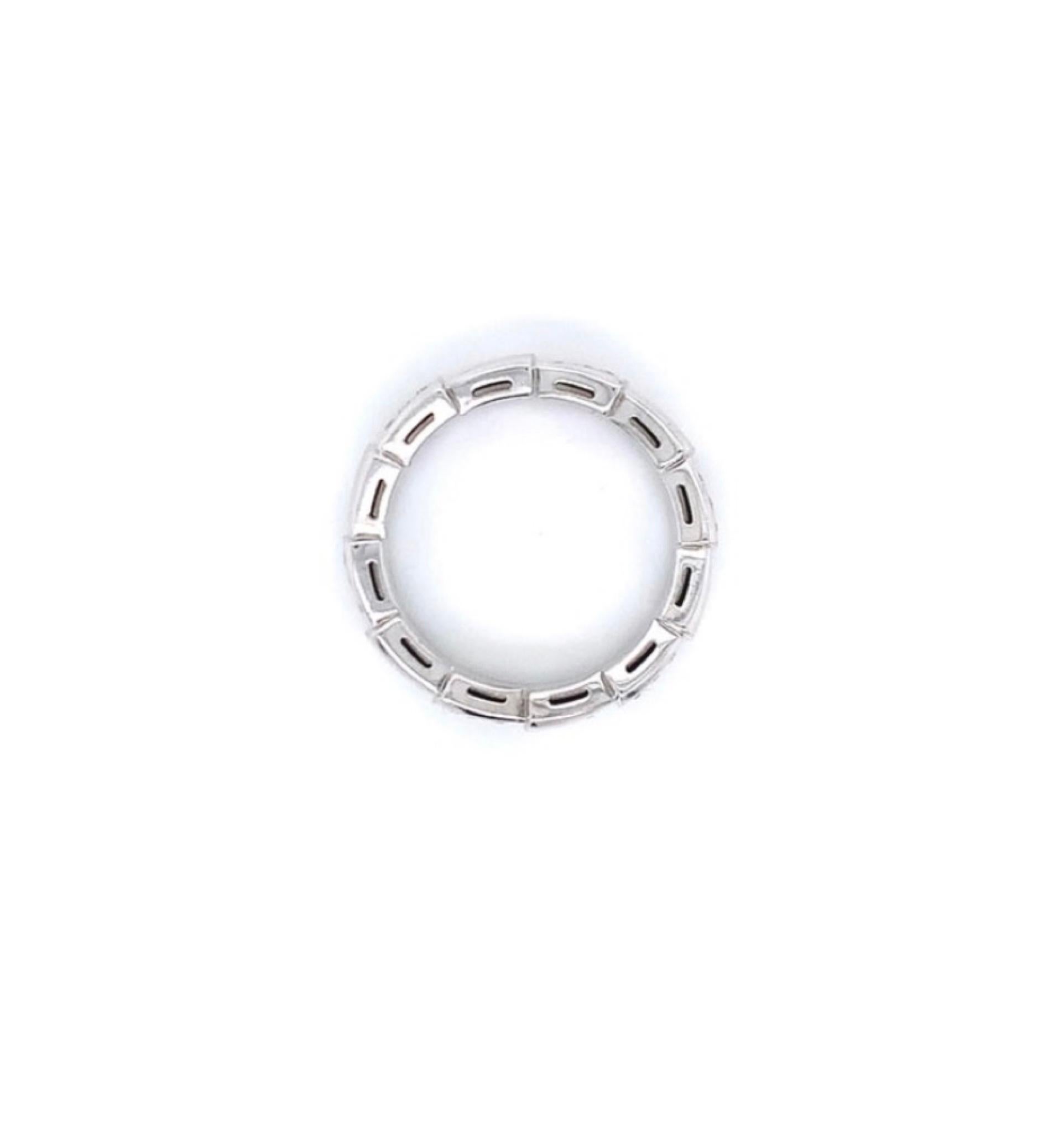Bulgari Bague en or blanc 18K Serpenti Viper Diamant Taille 48 Excellent état - En vente à Rugby, England