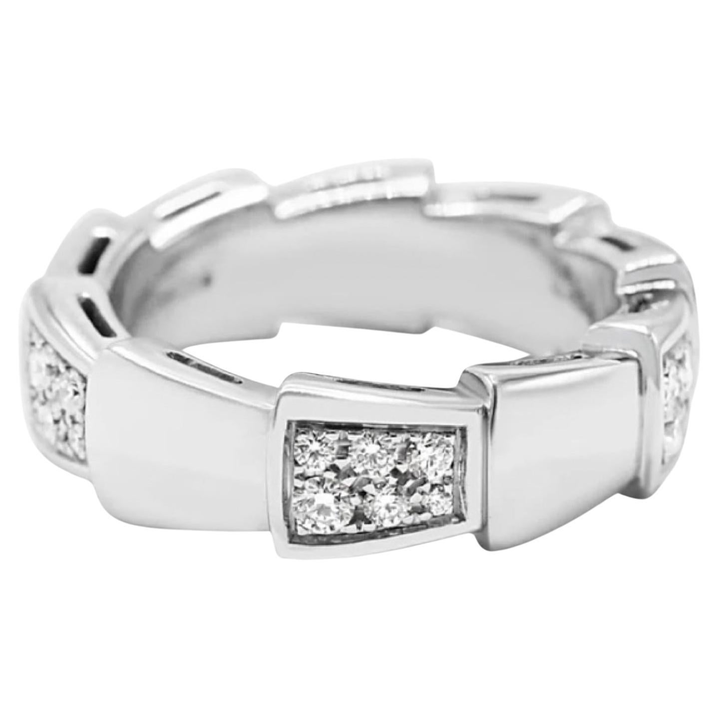 Bulgari Bague en or blanc 18K Serpenti Viper Diamant Taille 48 en vente