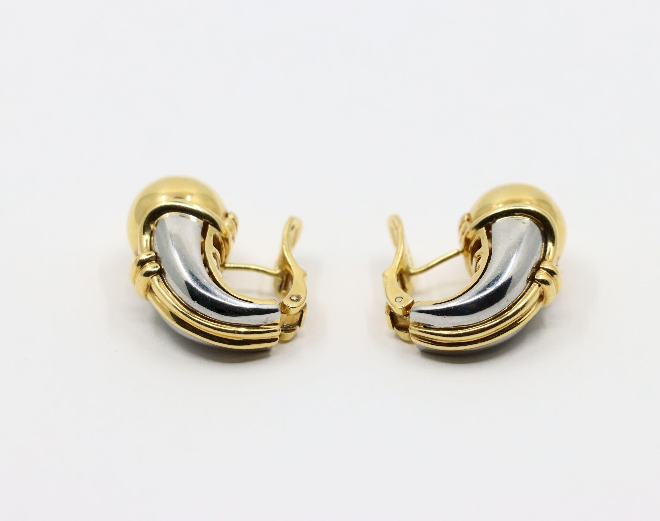 Orecchino Bulgari in oro giallo bianco 18 carati in vendita 2