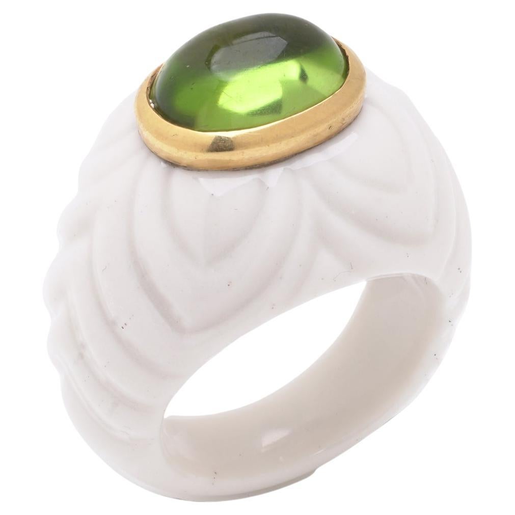 Bulgari 18KT Yellow Gold
White Ceramic Peridot Ring