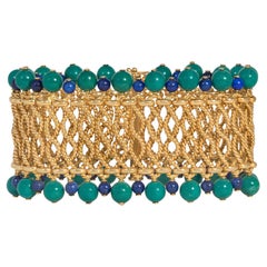 Bracciale Bulgari 1950 in oro, turchese e lapis; disponibile la collana abbinata