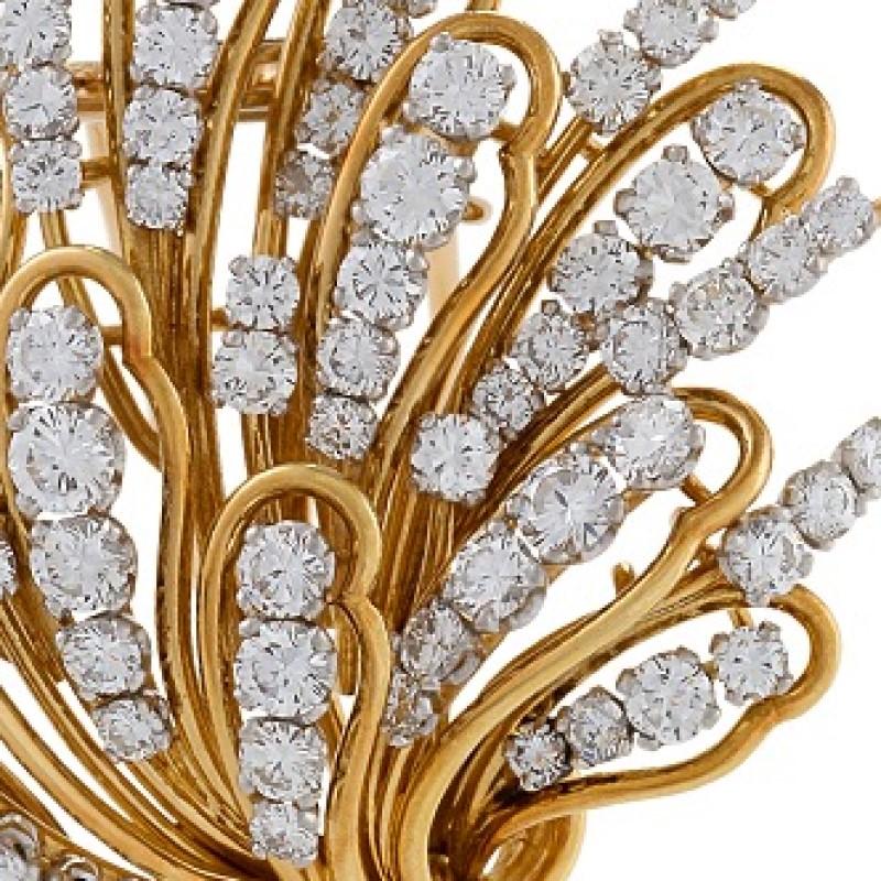 Bulgari Broche en forme de bouquet de diamants et or  Excellent état - En vente à New York, NY
