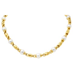 Bulgari 1980 Cultured Pearl 18 Karat Yellow Gold Link Necklace