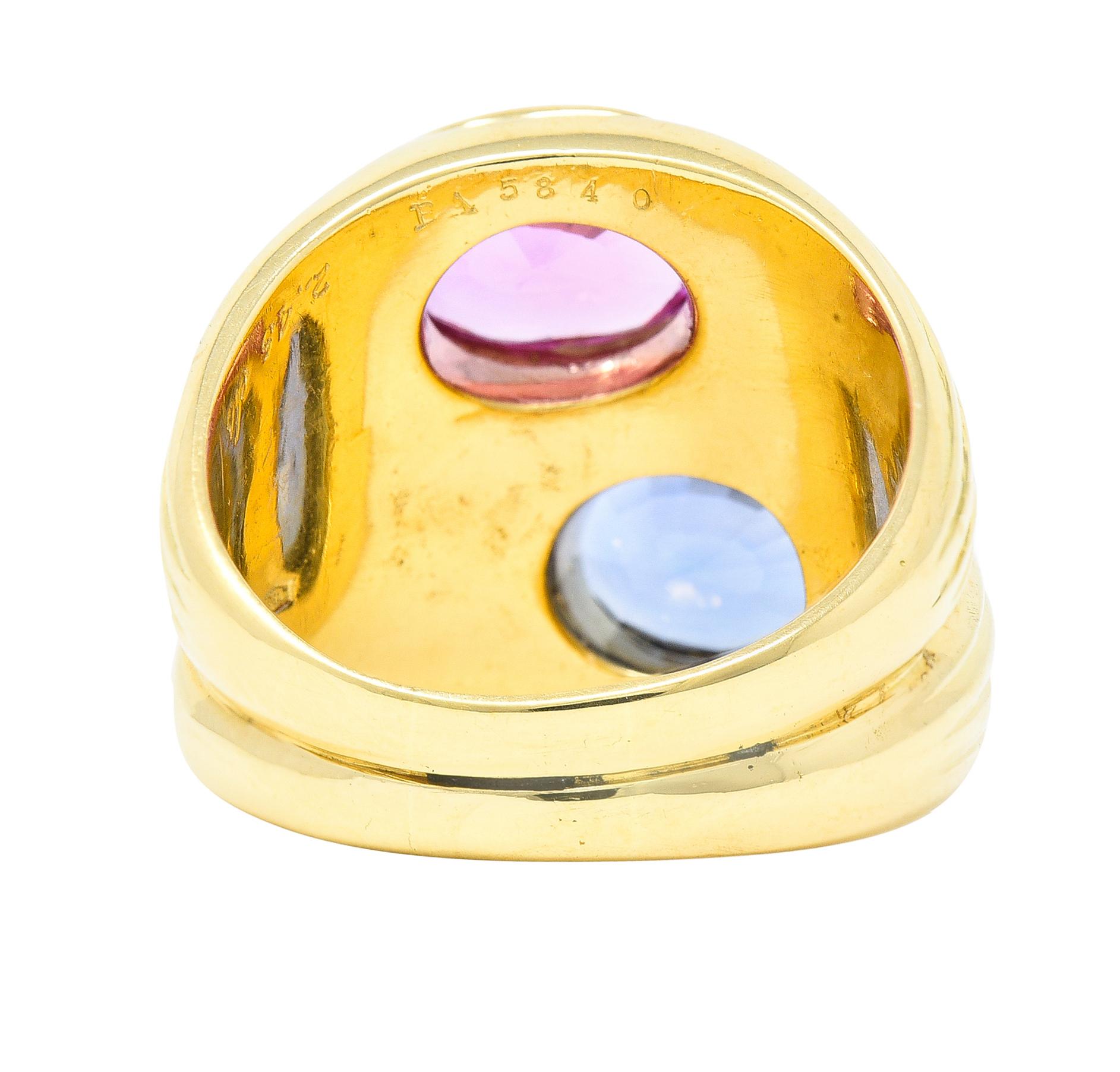 Bulgari 1980s 5.58 Carats Oval Cut Pink & Blue Sapphire 18 Karat Gold Ring In Excellent Condition In Philadelphia, PA