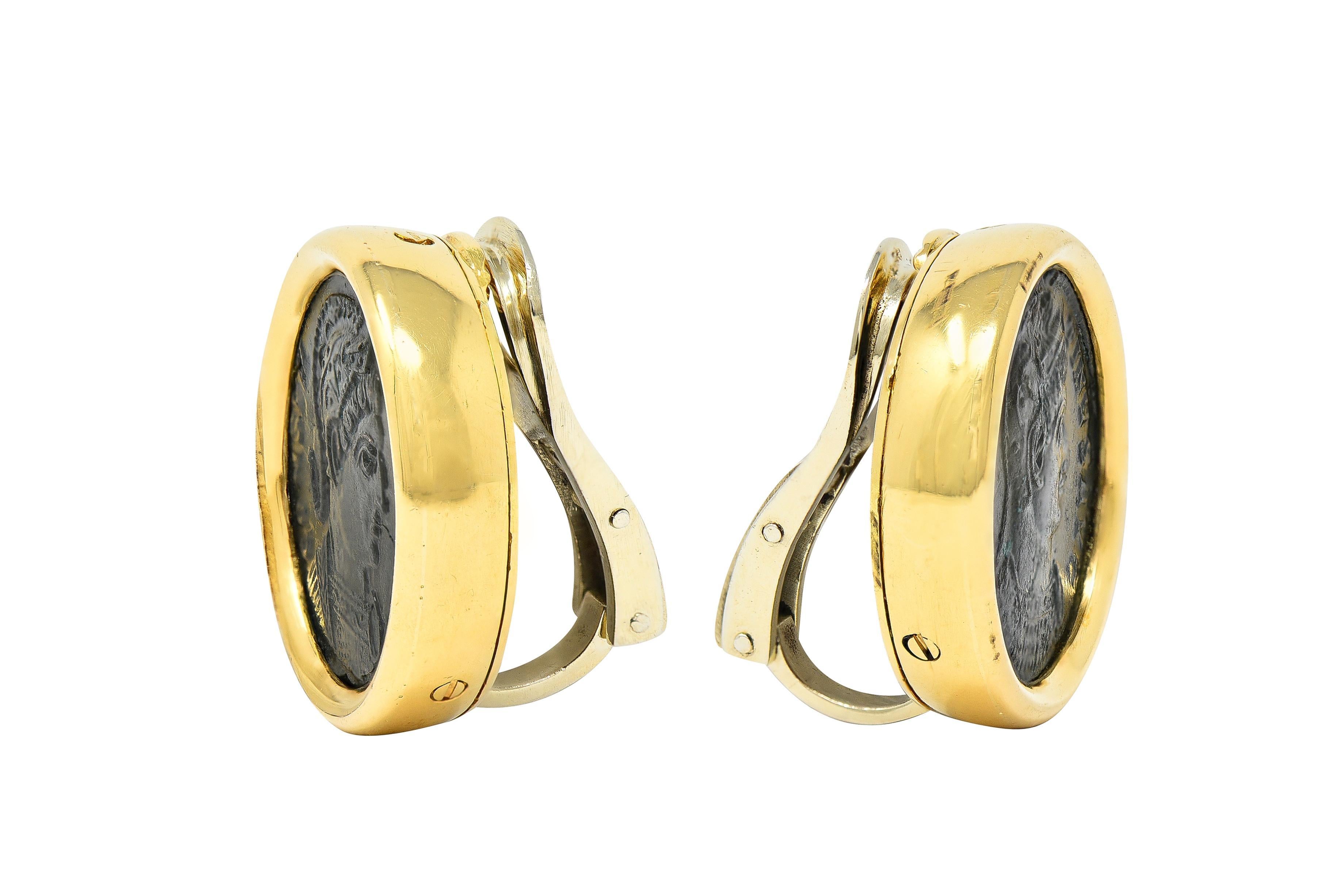 Moderno Orecchini a clip Bulgari anni '80 con monete romane antiche in oro 18 carati in vendita