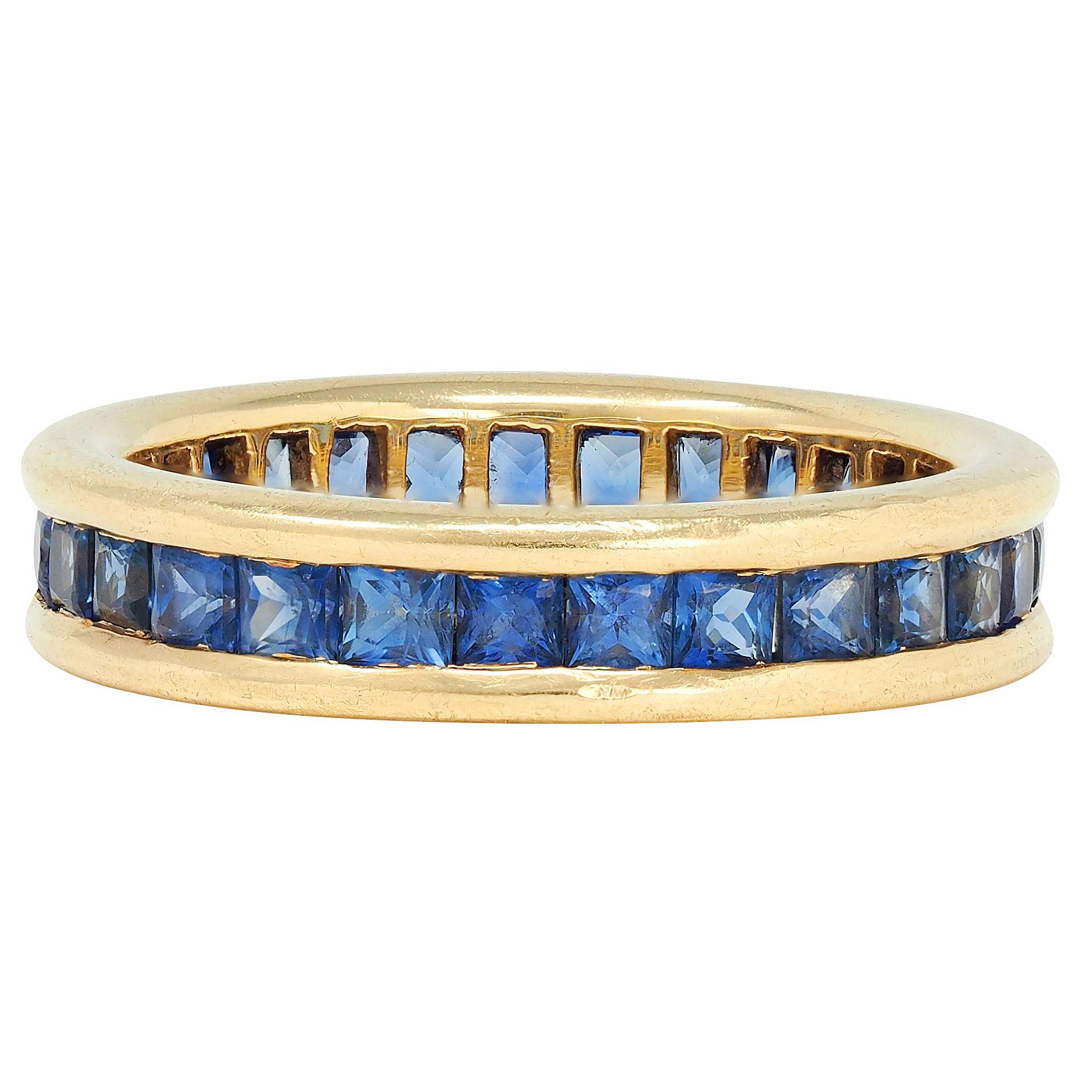 Bulgari 1980's Blauer Saphir 18K Gold Vintage Eternity Channel Band Ring im Angebot
