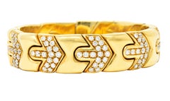 Bracciale Bulgari 1980 con diamanti in oro giallo 18 carati Tubogas Enigma Arrow