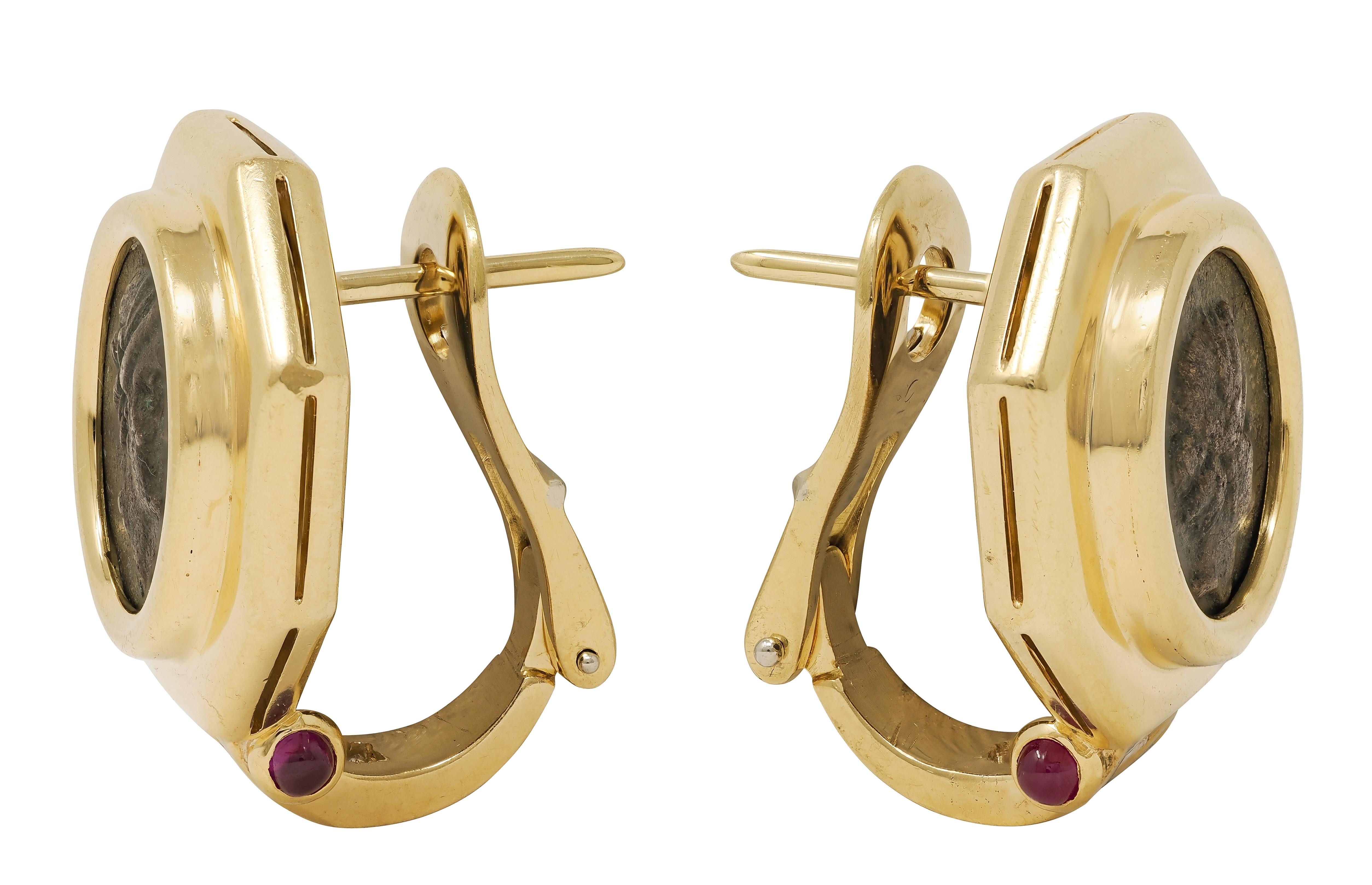 Bulgari 1980's Diamant Rubin Antike Münze 18K Gold Vintage Monet Ohrringe (Moderne) im Angebot