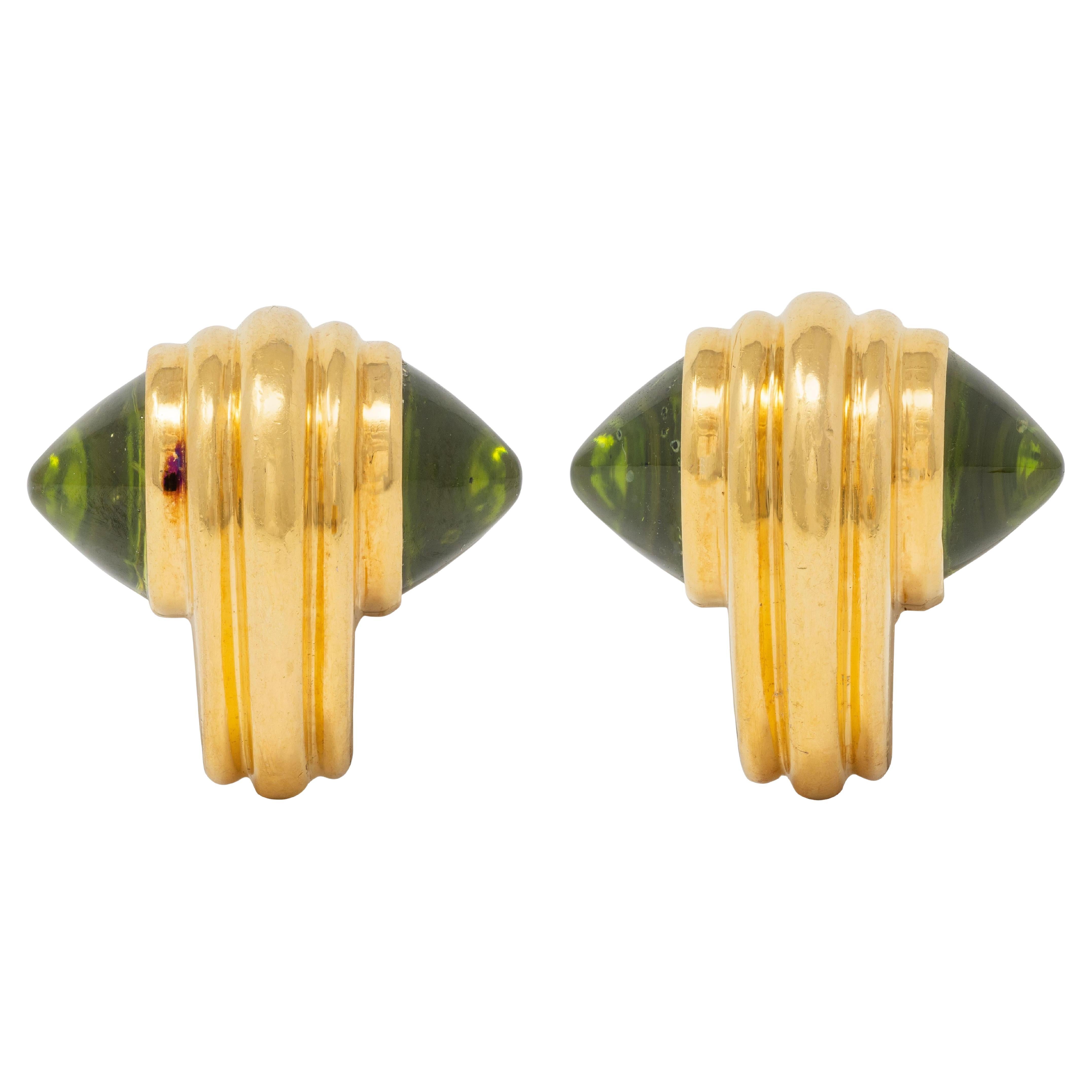 Orecchini Bulgari anni
80 in oro giallo 18 carati con peridoto, orecchini a spillo vintage