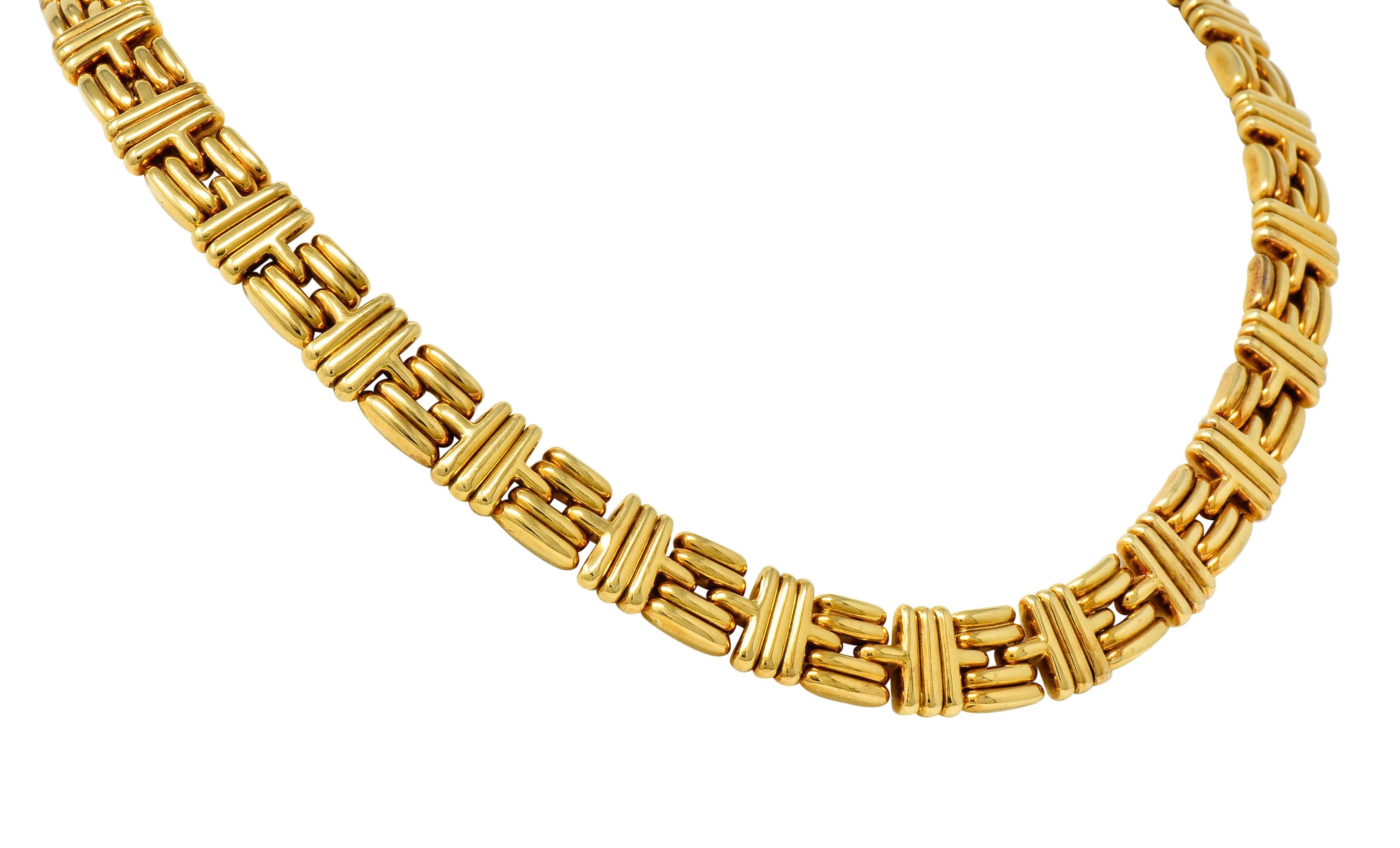 Bulgari 1980s Vintage 18 Karat Gold Italian Ribbed Link Collar Necklace In Excellent Condition In Philadelphia, PA