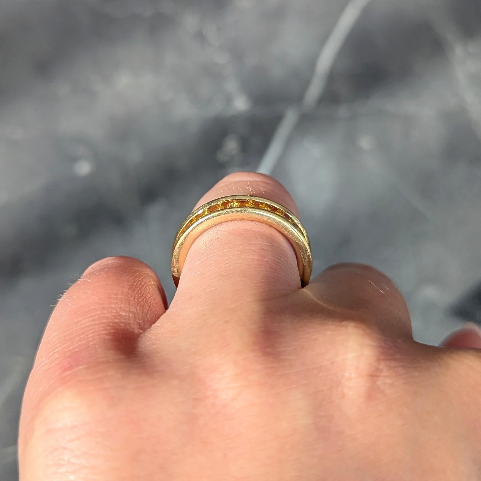 Bulgari 1980's Zafiro Amarillo Oro Amarillo 18K Anillo Eternidad Vintage en venta 1