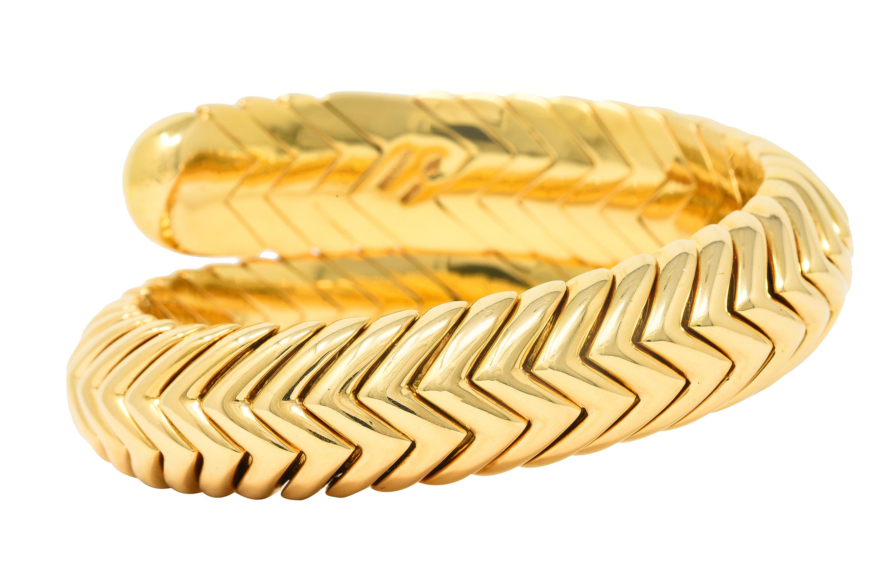 Bulgari 1990s 18 Karat Yellow Gold Chevron Spiga Wrap Vintage Bangle Bracelet In Excellent Condition In Philadelphia, PA