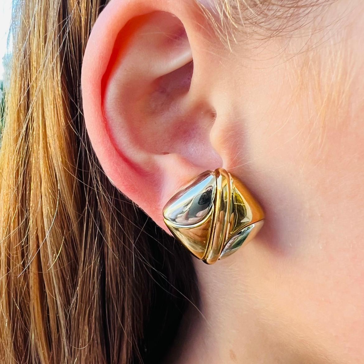 Boucles d'oreilles 2 tons Bulgari en vente 3