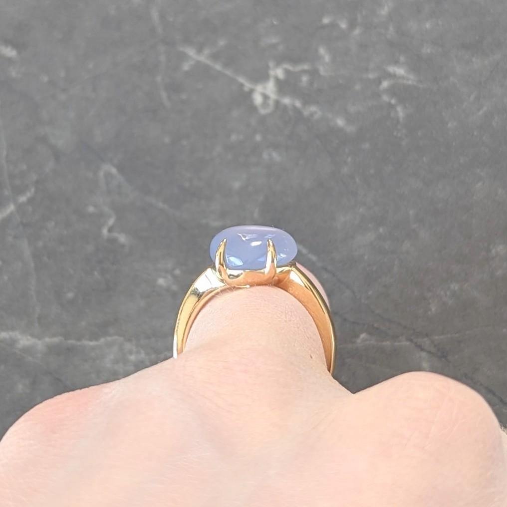 Bulgari 2005 Gray Moonstone Cabochon 18 Karat Yellow Gold Vintage Ring For Sale 9