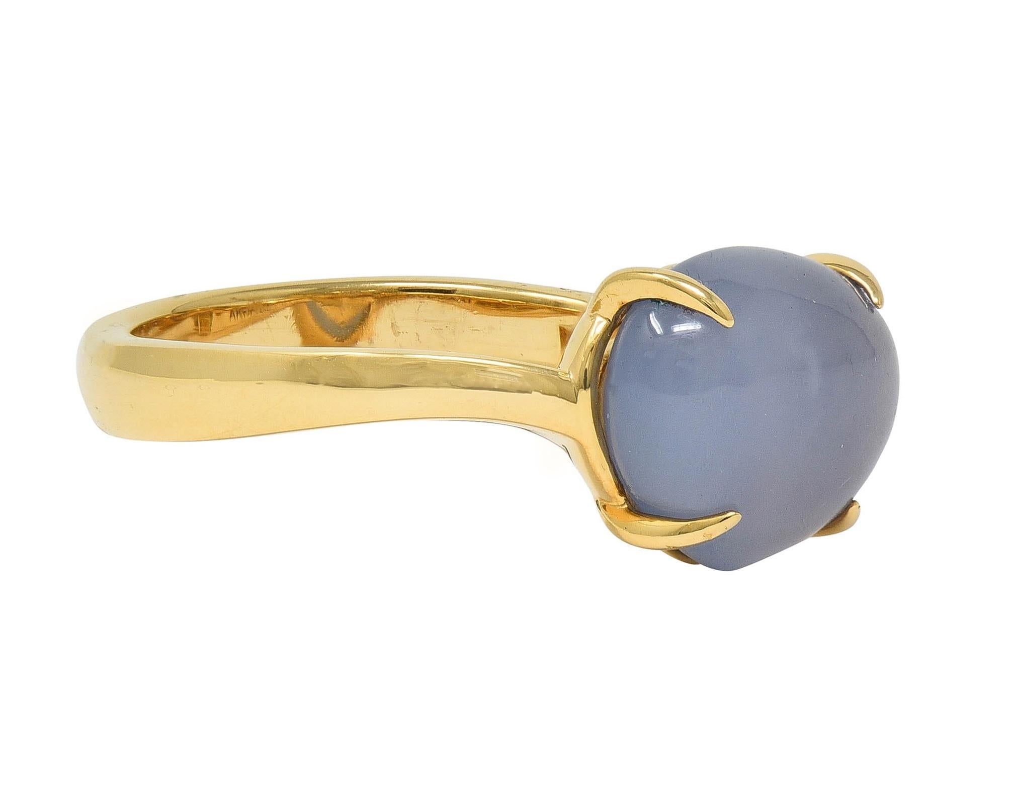 Women's or Men's Bulgari 2005 Gray Moonstone Cabochon 18 Karat Yellow Gold Vintage Ring For Sale