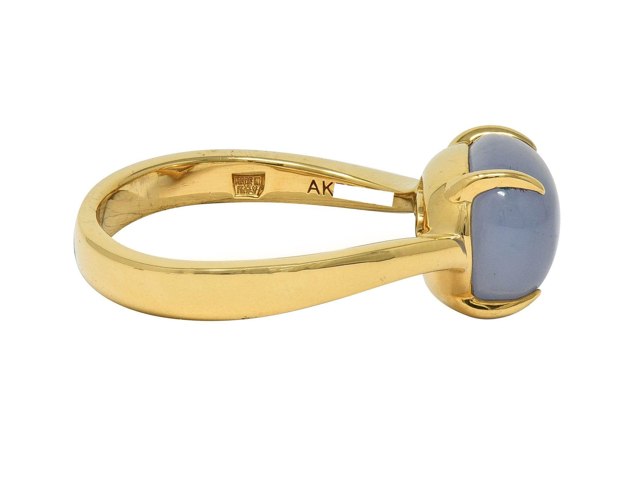 Bulgari 2005 Gray Moonstone Cabochon 18 Karat Yellow Gold Vintage Ring For Sale 1