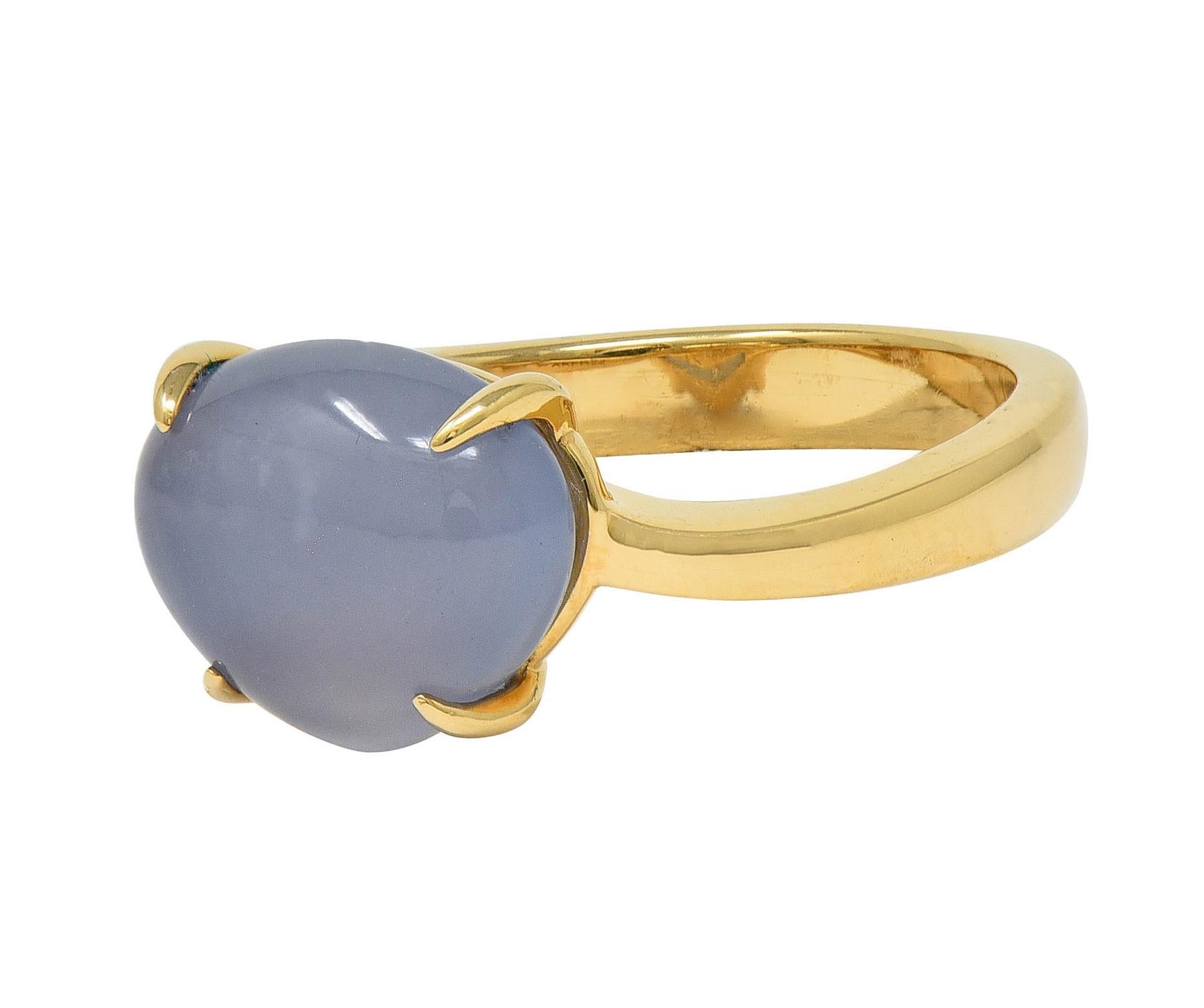 Bulgari 2005 Gray Moonstone Cabochon 18 Karat Yellow Gold Vintage Ring For Sale 4