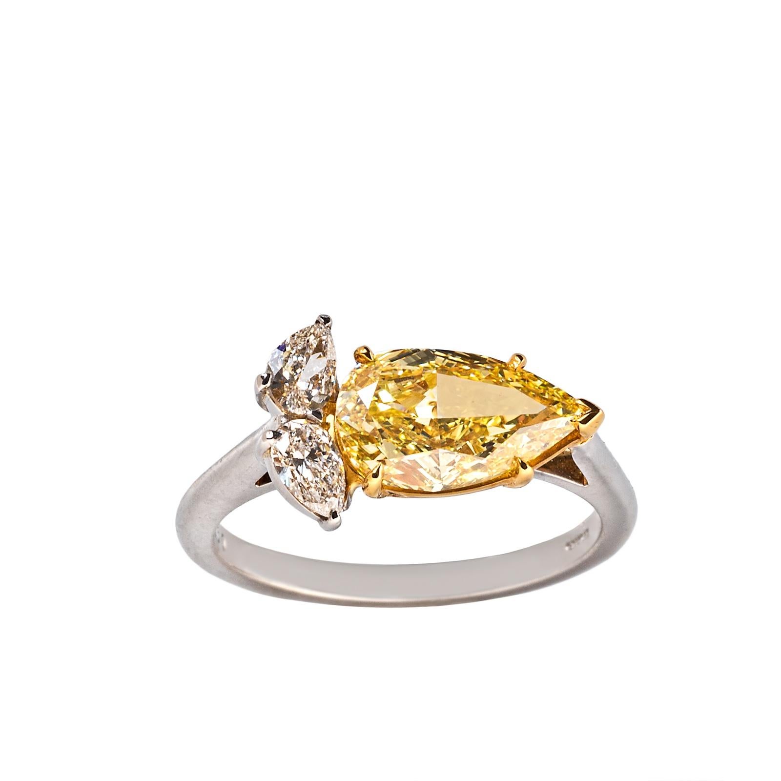 Bulgari 2,01 Karat Fancy Intense Yellow Diamantring im Zustand „Hervorragend“ in Weston, MA
