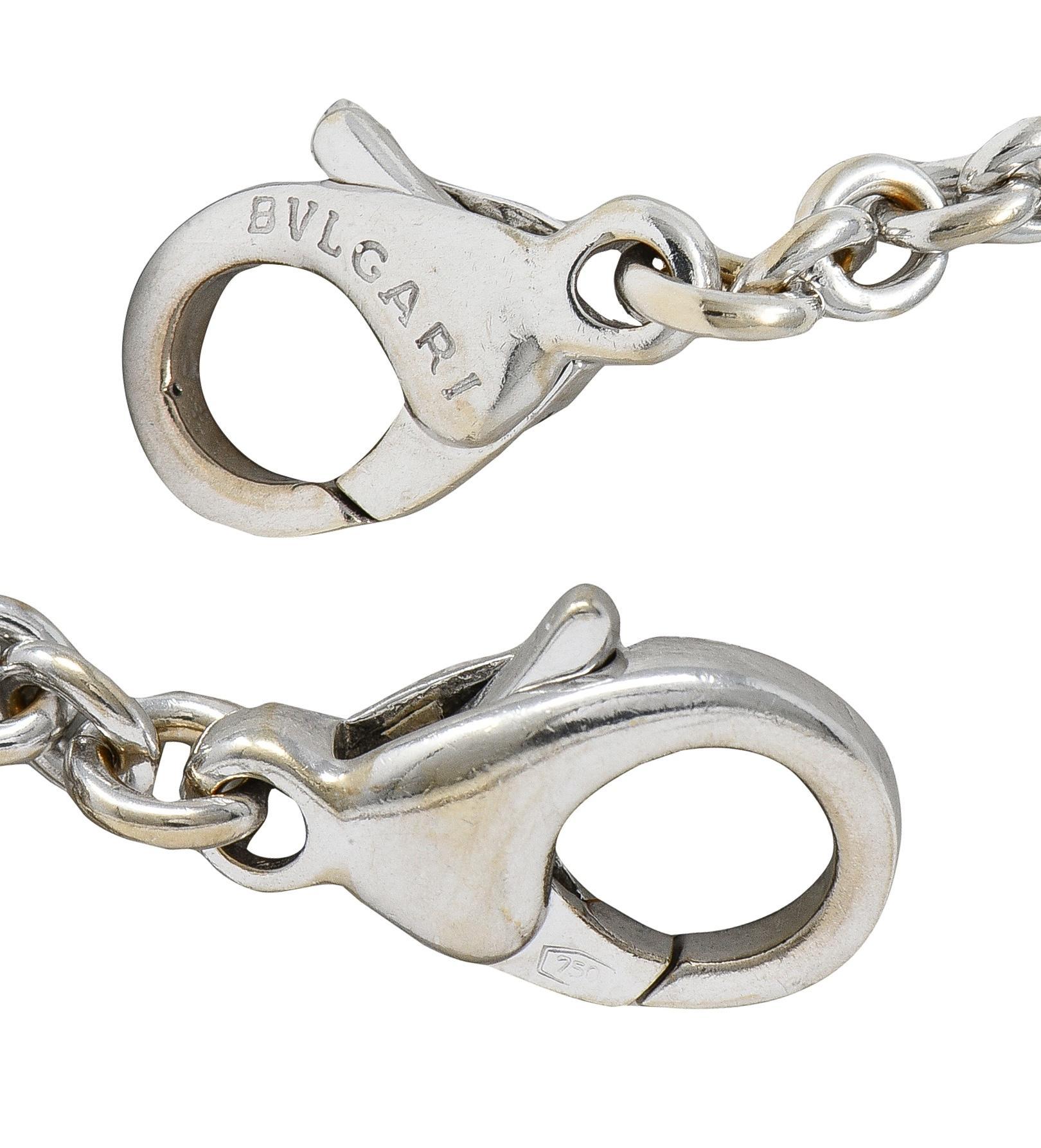 Collana con ciondolo a forma di disco con logo Bulgari 2010 in oro bianco 18 carati e diamanti in vendita 2