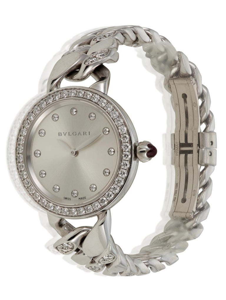 Original Bulgari Swiss-made CATENE watch with 18k white gold gourmette (link) strap. An extravagant timepiece in mint condition. A perfectly finished Cuban-style link bracelet wraps around the wrist with elegance and grace. This timepiece is