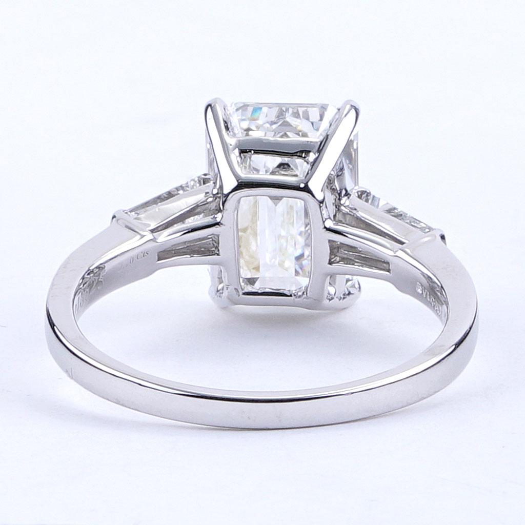 Contemporary Bulgari 3.30 CTTW Three Stone Diamond Engagement Ring in Platinum For Sale
