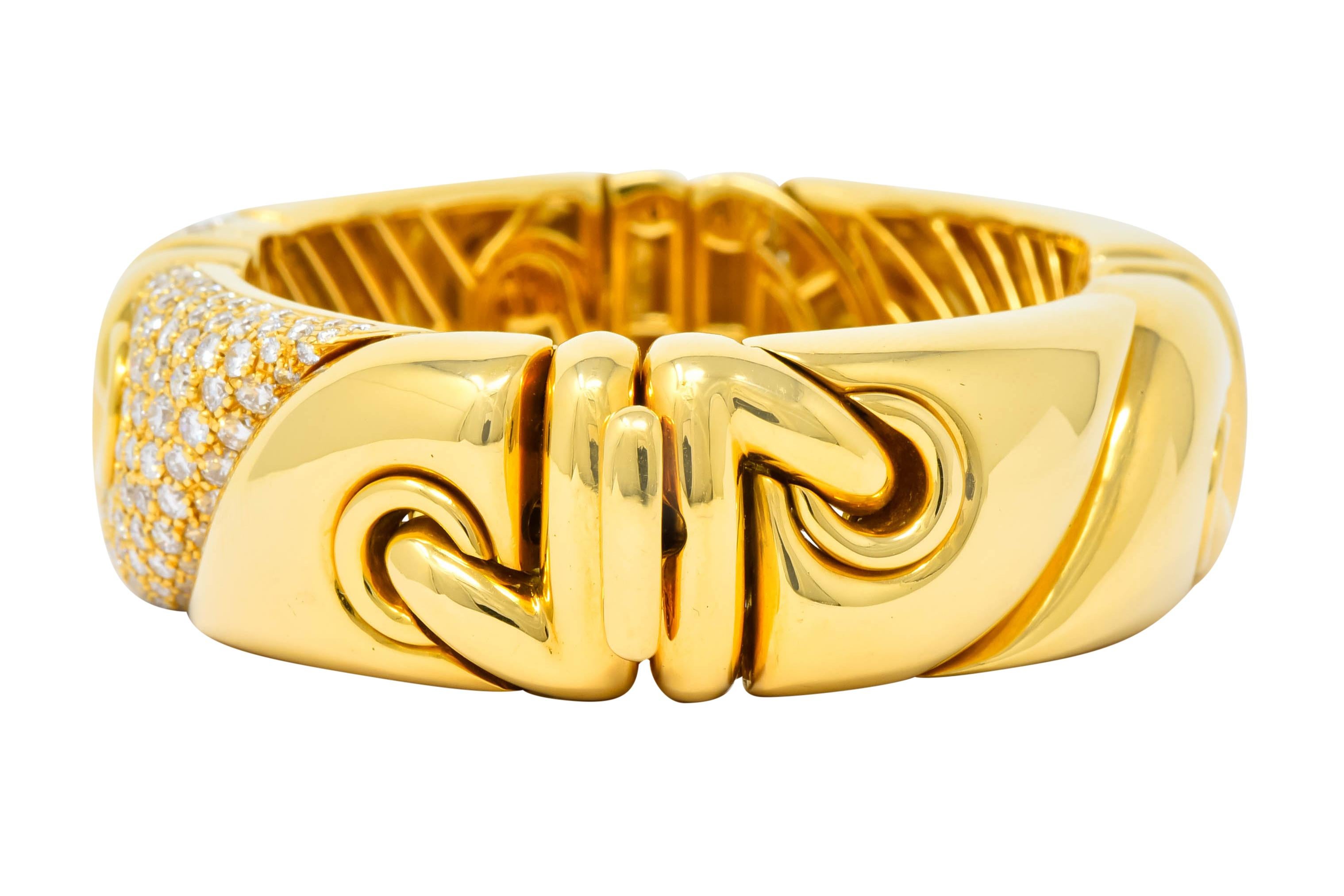 Bulgari 4.30 Carat Diamond 18 Karat Yellow Gold Stylized Link Cuff Bracelet In Excellent Condition In Philadelphia, PA