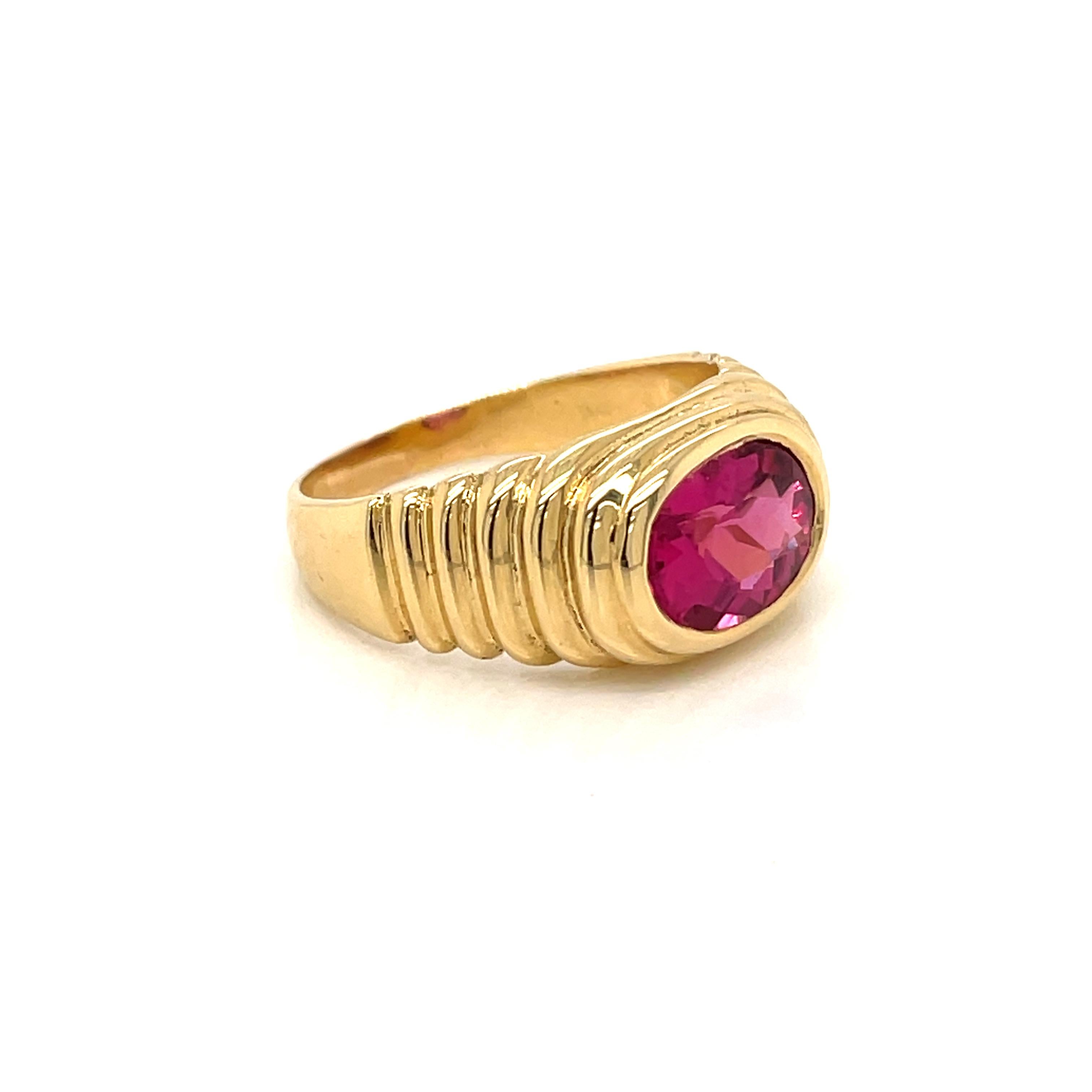 Bulgari Vintage-Ring mit 5 Karat Turmalin in Gold im Zustand „Hervorragend“ in Napoli, NA