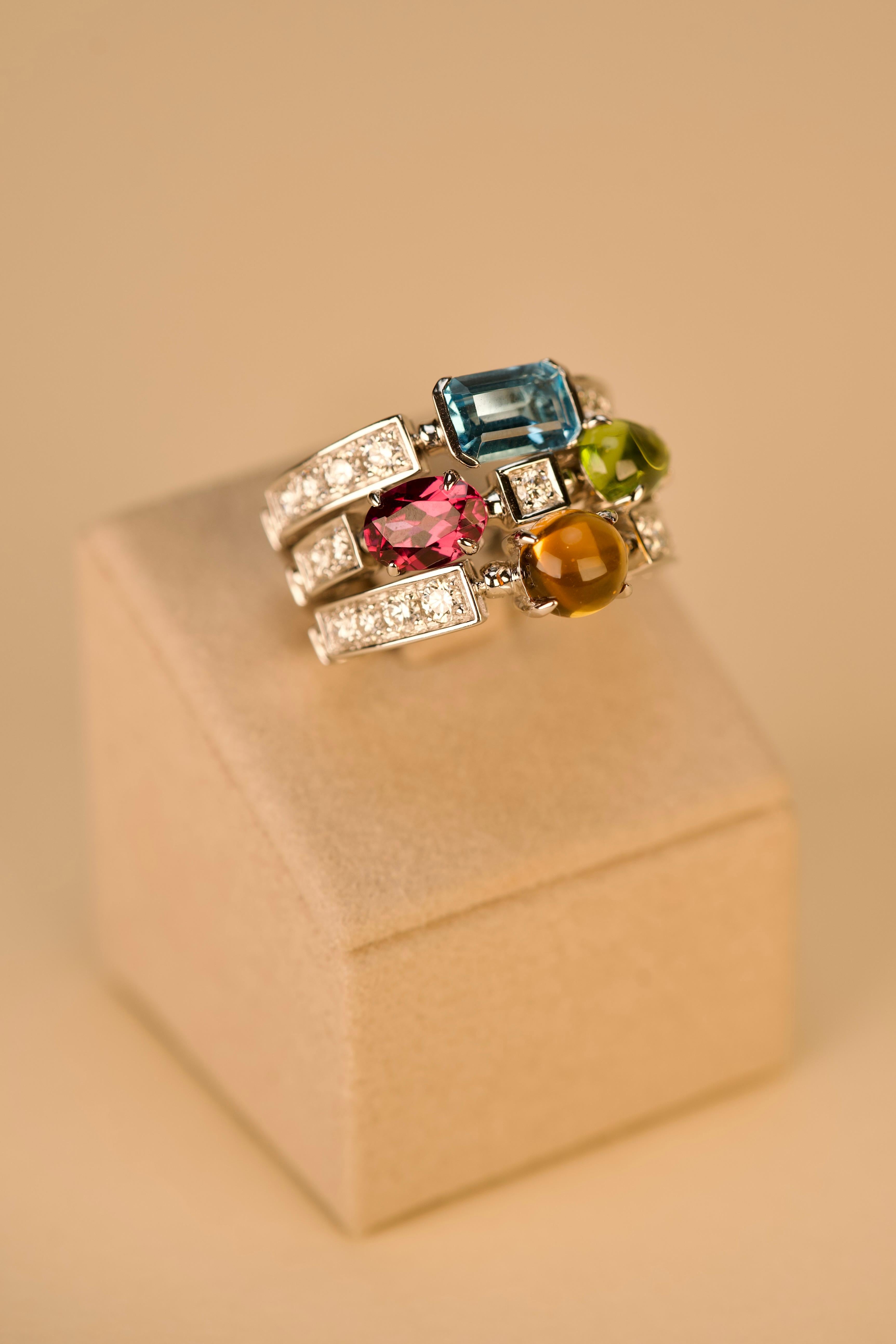 Bulgari Allegra Bague cocktail citrine tourmaline topaze améthyste diamant or Excellent état - En vente à Lisboa, PT