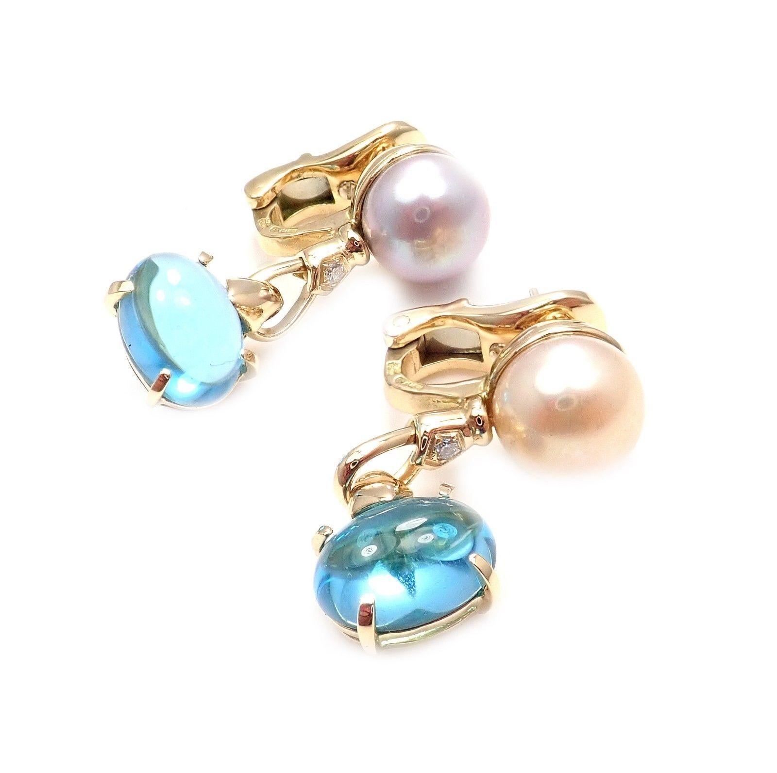 18k yellow gold diamond akoya pearl Allegra earrings by Bulgari.
With 2x Diamonds 0.05ctw
1x Akoya Pearl 9.5mm
1x South Sea Pearl 9.5mm
2x Blue Topaz 8mm x 11mm
These earrings are made for pierced ears.
Detail:
Measurements: Full: 11mm x 29mm
Bottom