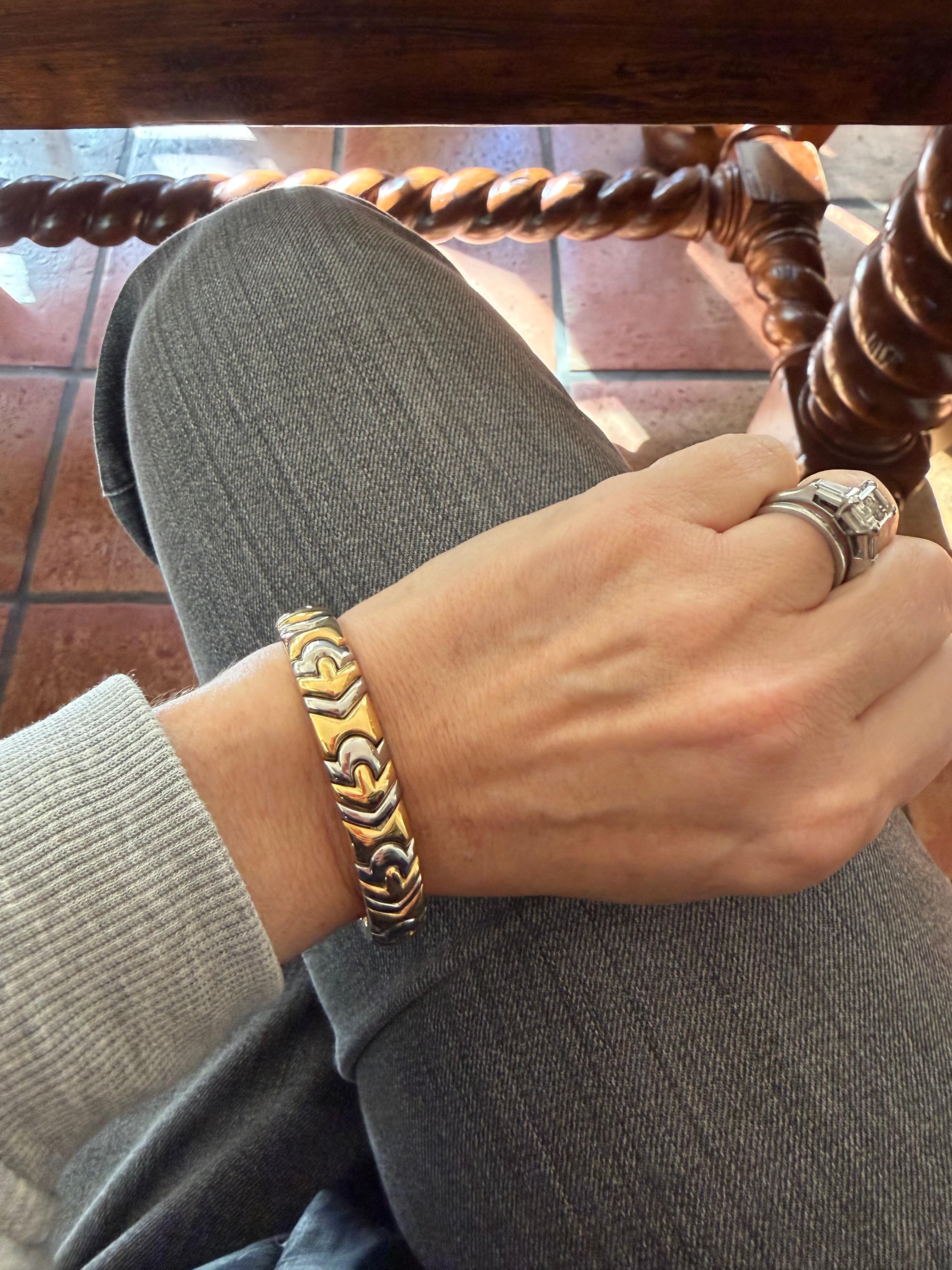 Bracelet manchette Bulgari Alveare en or jaune 18K et acier inoxydable en vente 4
