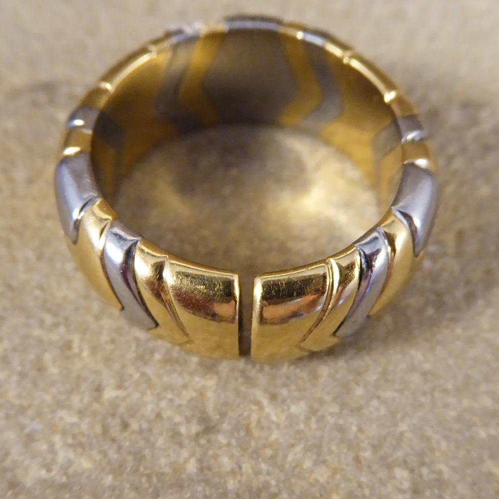 This wonderful Bulgari ring of the collection 