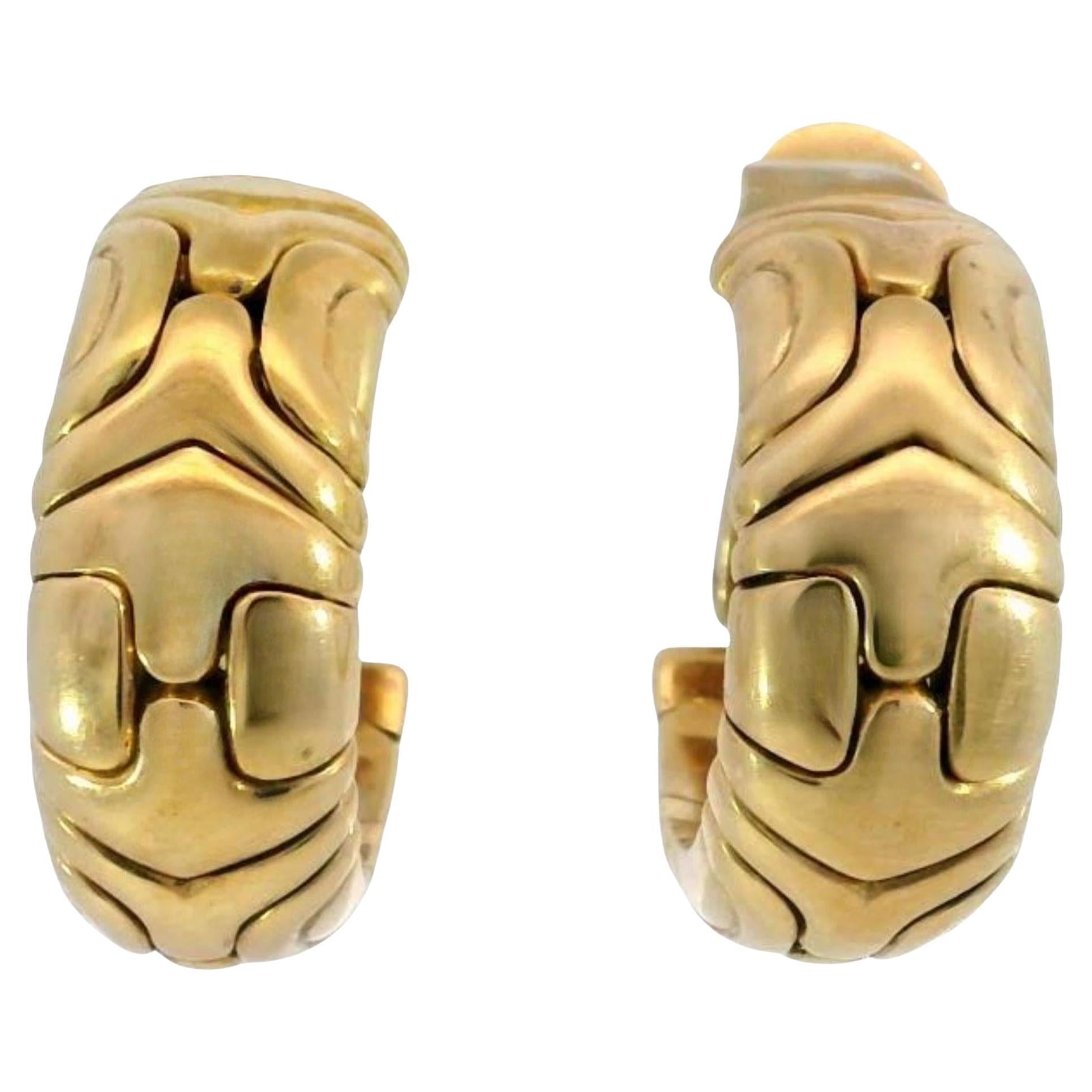 Bulgari Orecchini a cerchio Alveare Parentesi in oro giallo 18 carati in vendita