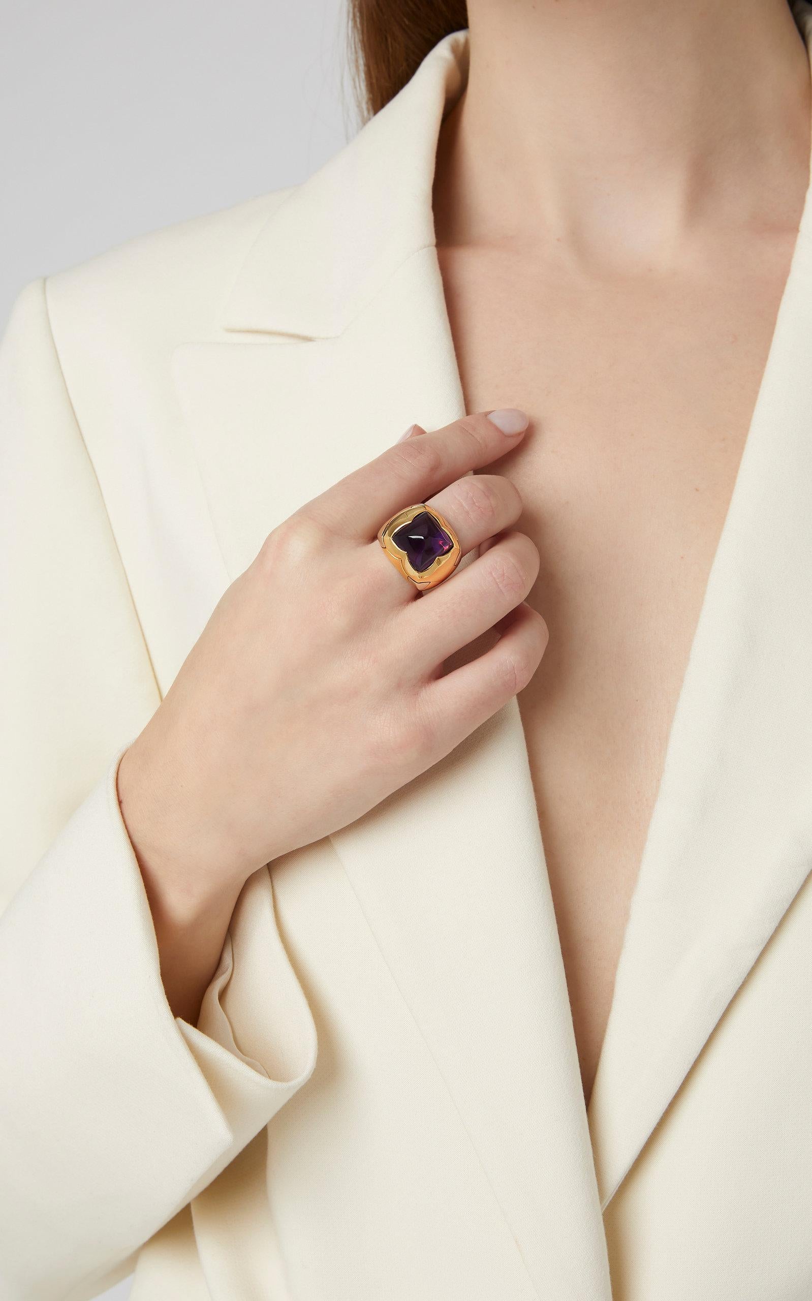 A Bulgari 18kt yellow gold and amethyst ring. Made in Italy, circa 1990