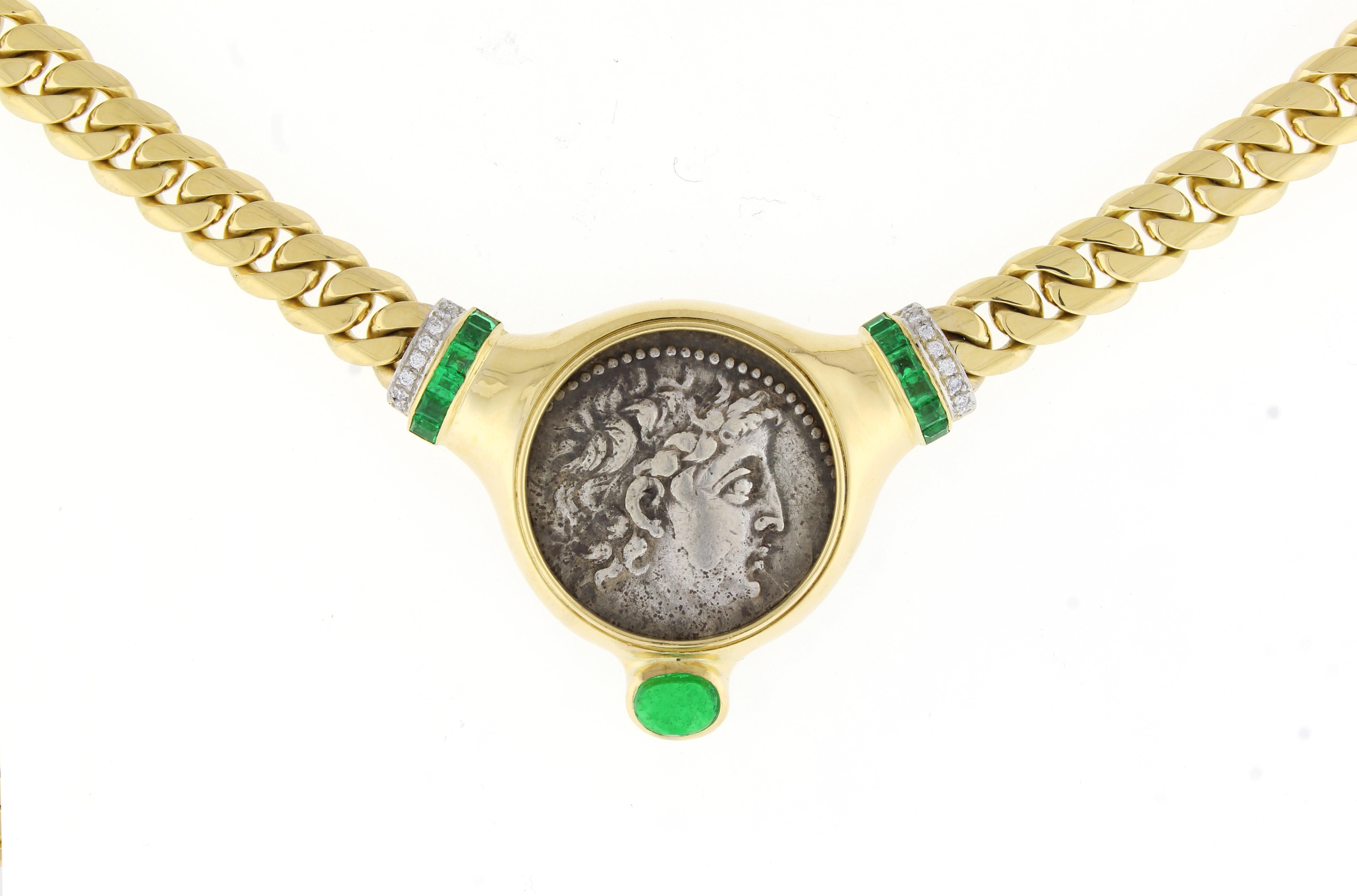 Passionate about incorporating features of Rome’s Imperial glory into its designs, Bvlgari began mounting ancient coins into its jewelry as early as the 1960's. Showing women just how alluring a 2.000-year-old coin can look when combined with a