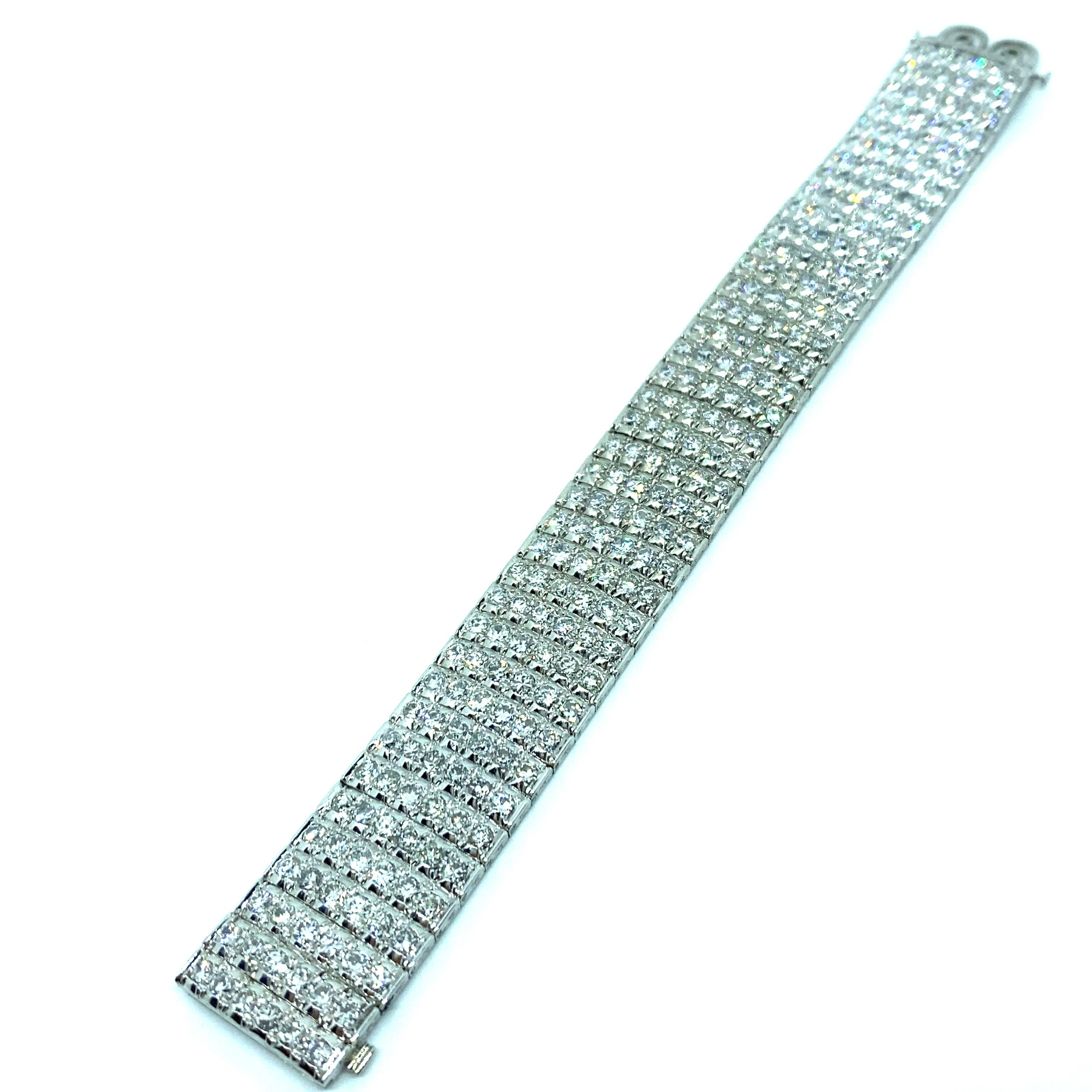 Bulgari Art Deco 30 Carat Diamond Engraved Platinum Tennis Bracelet 8