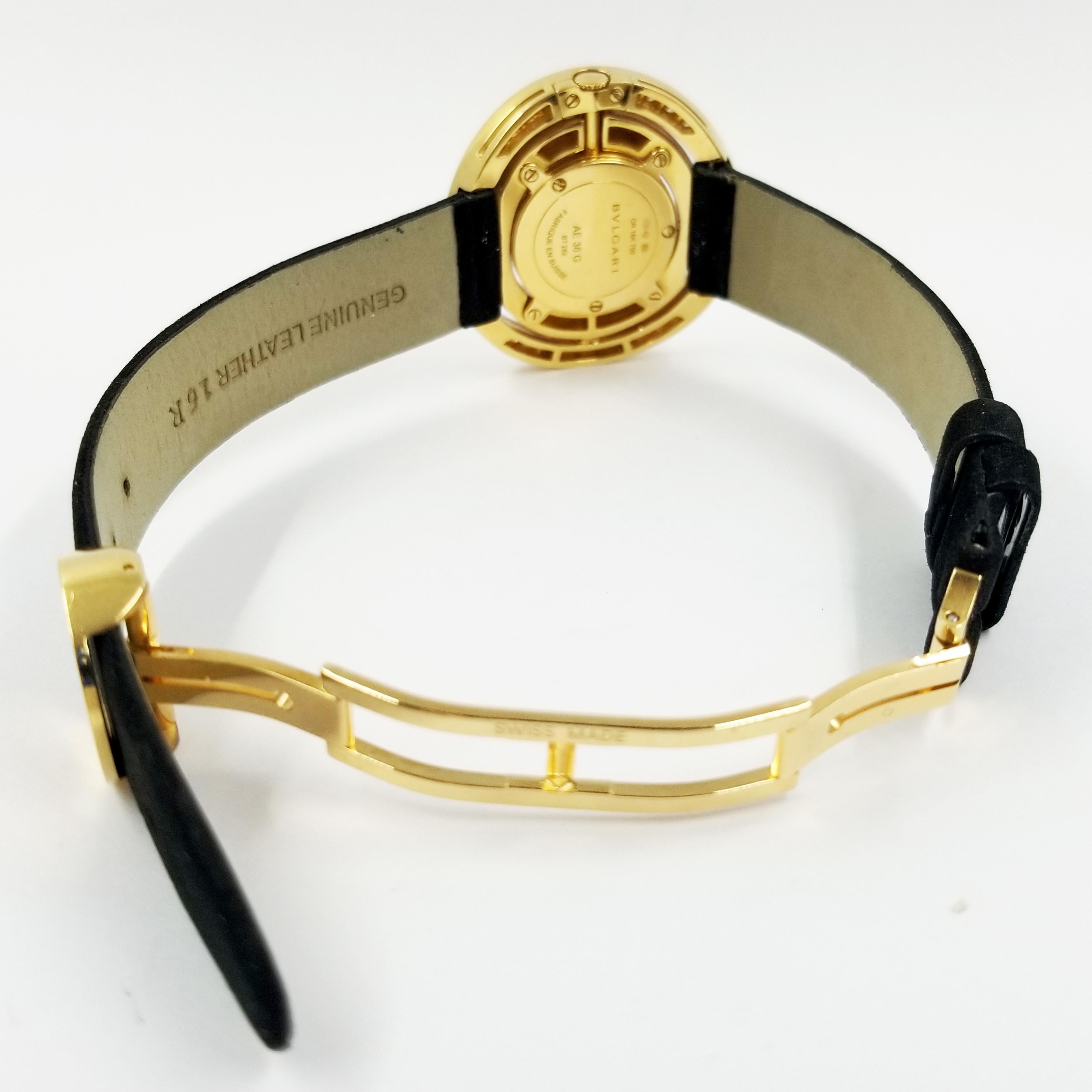 Bulgari Astrale Ladies Quartz Wristwatch in 18 Karat Yellow Gold In Excellent Condition In Coral Gables, FL