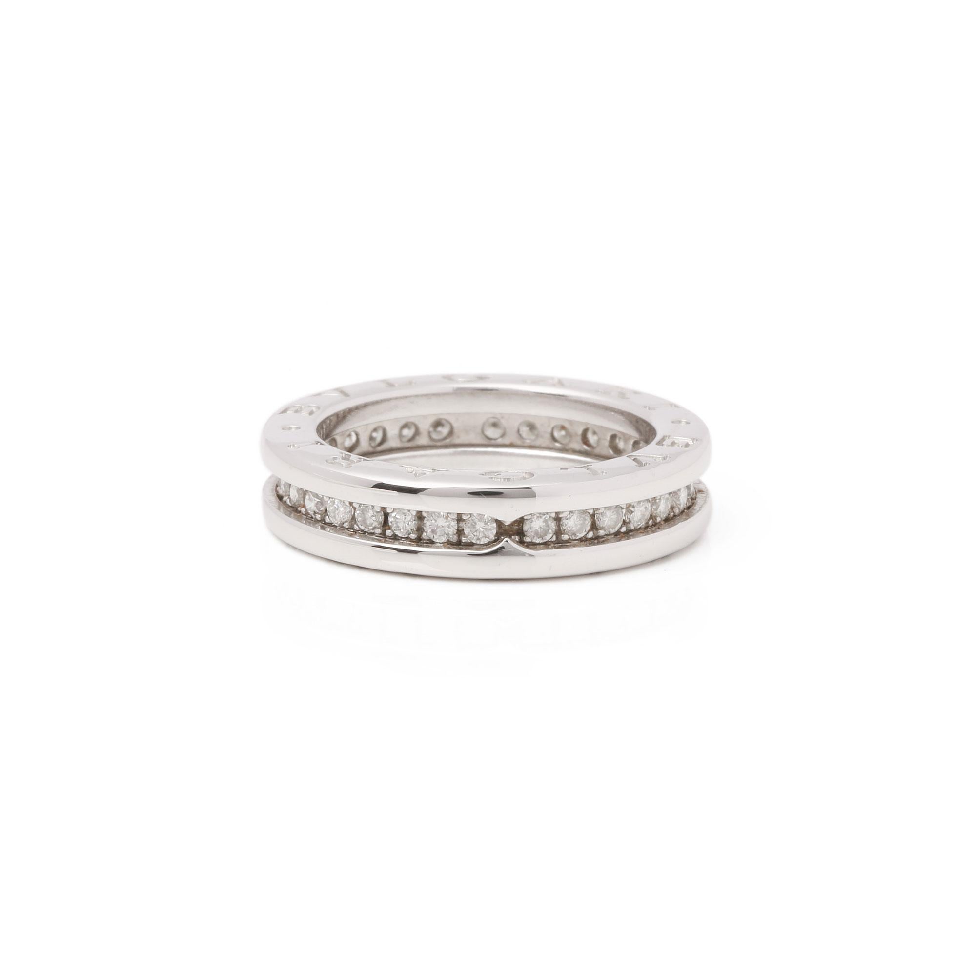 This ring by Bulgari is from their B Zero 1 collection created in 18k White Gold and features diamonds totalling 0.45ct, clarity VS, colour F/G. Complete with original Bulgari box. Our Xupes reference is J521 should you need to quote this. 