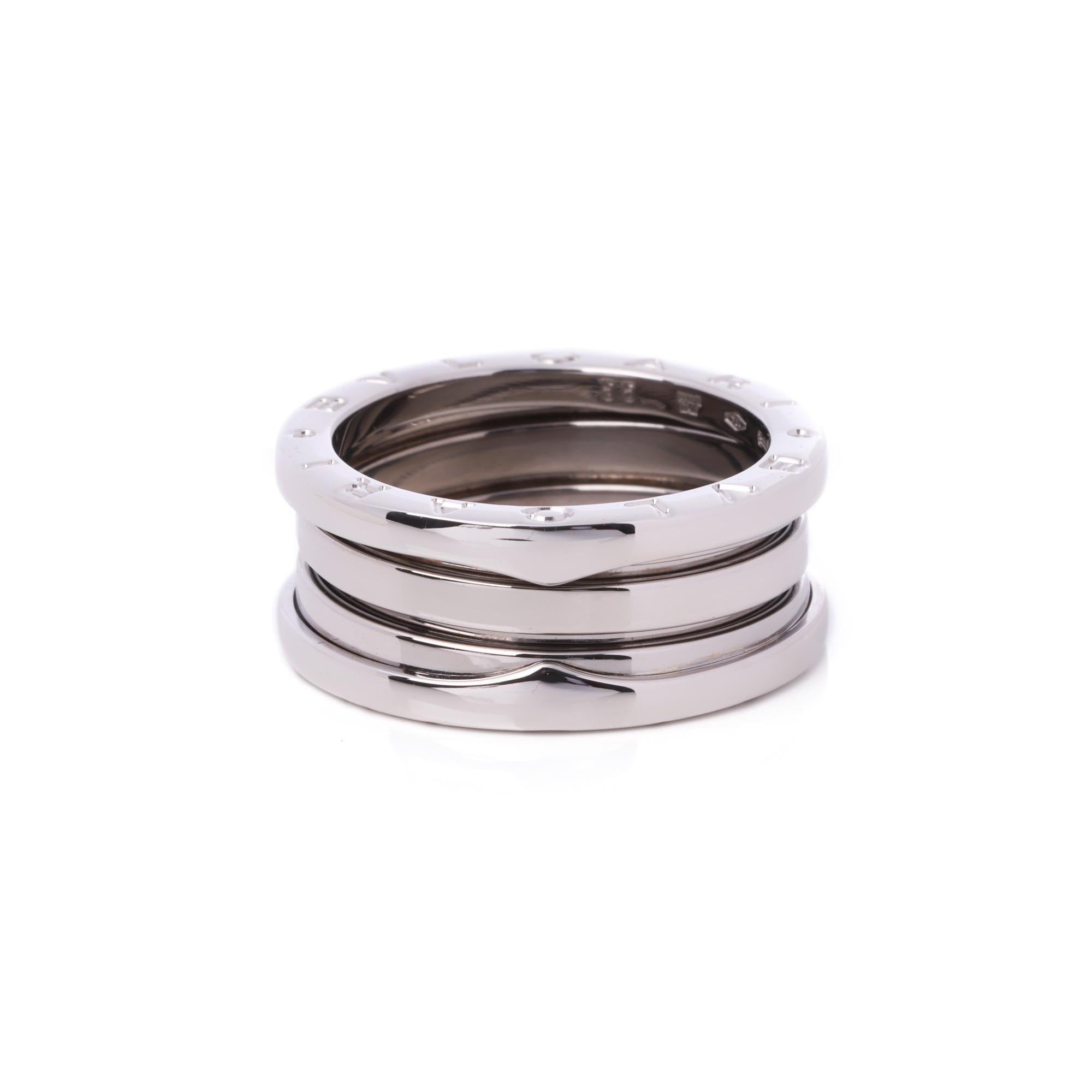 This ring by Bulgari is from their B Zero 1 collection and features a distinctive three band spiral design in 18ct white gold. Complete with a Xupes presentation box. Our Xupes reference is J776 should you need to quote this. UK ring size O, EU ring