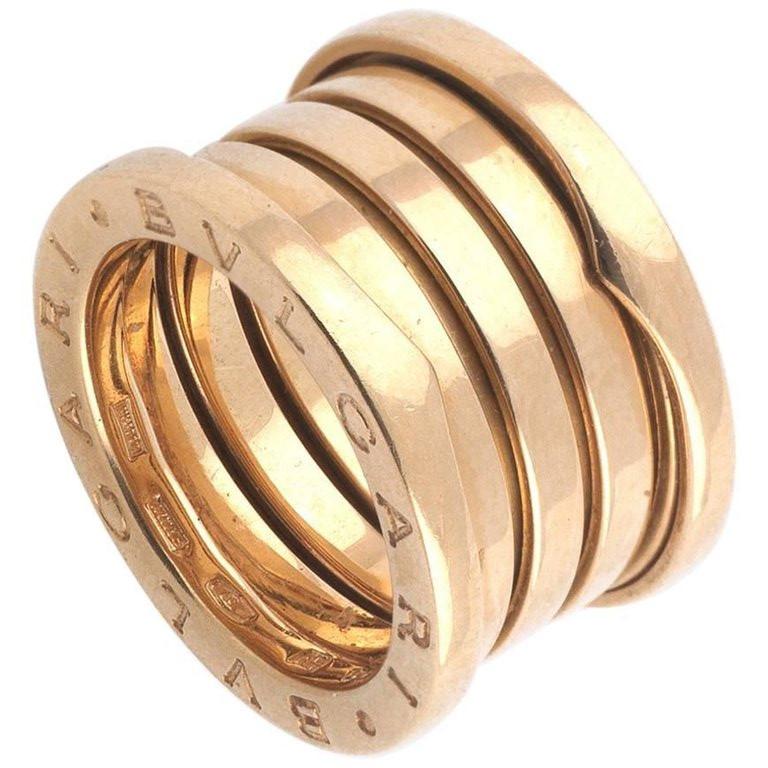 
Classic Bulgari B-Zero band ring in yellow gold. Marked on the inside “48 Made in Italy 750 Bulgari