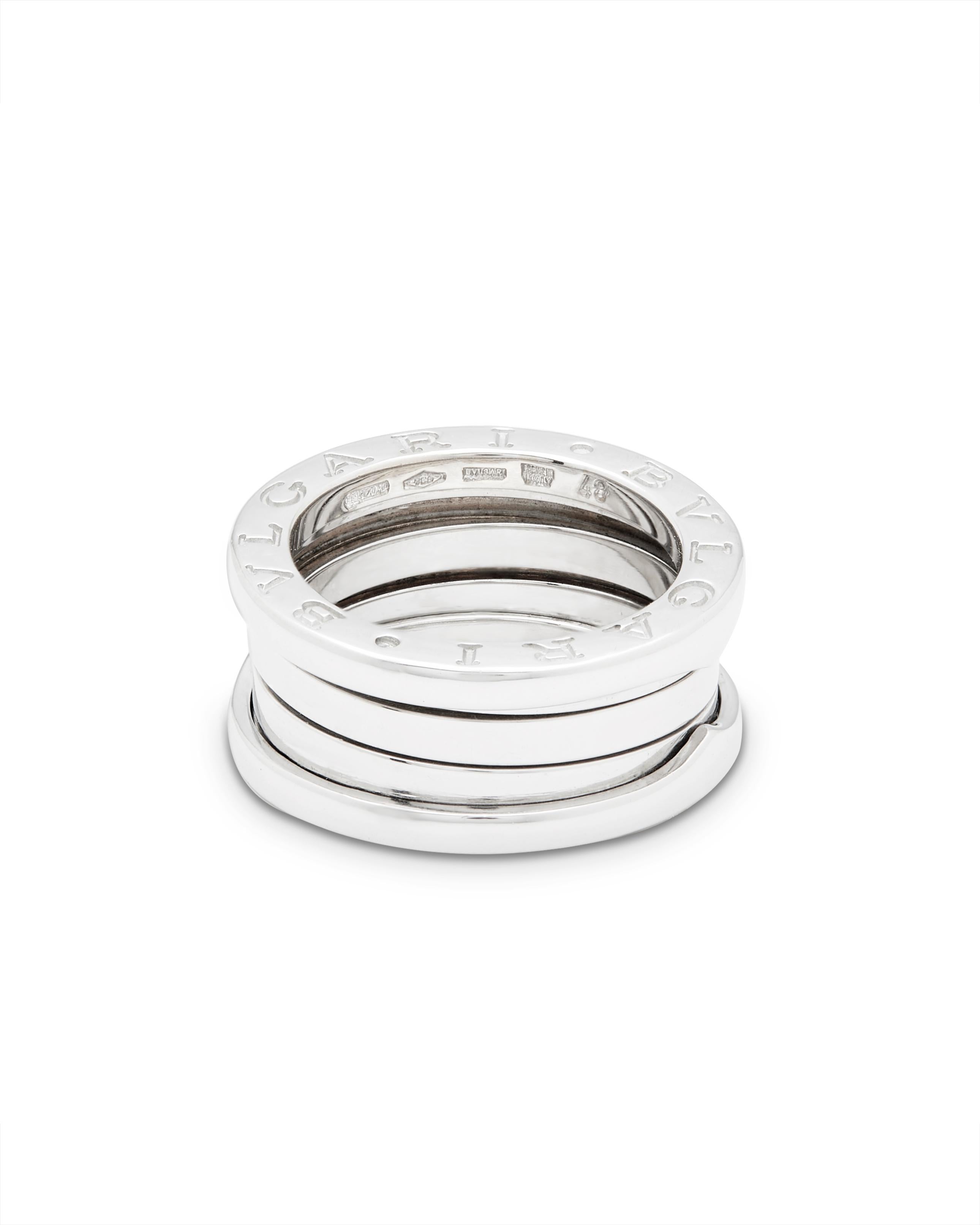 Beautiful Bulgari Genuine B Zero ring.

Set in 18ct white gold.
Drawing all its inspiration from the most renowned amphitheater of the world. The Colosseum, the B.zero1 ring is a true statement of Bulgari’s creative vision.

Signed Bvlgari
Size 48
