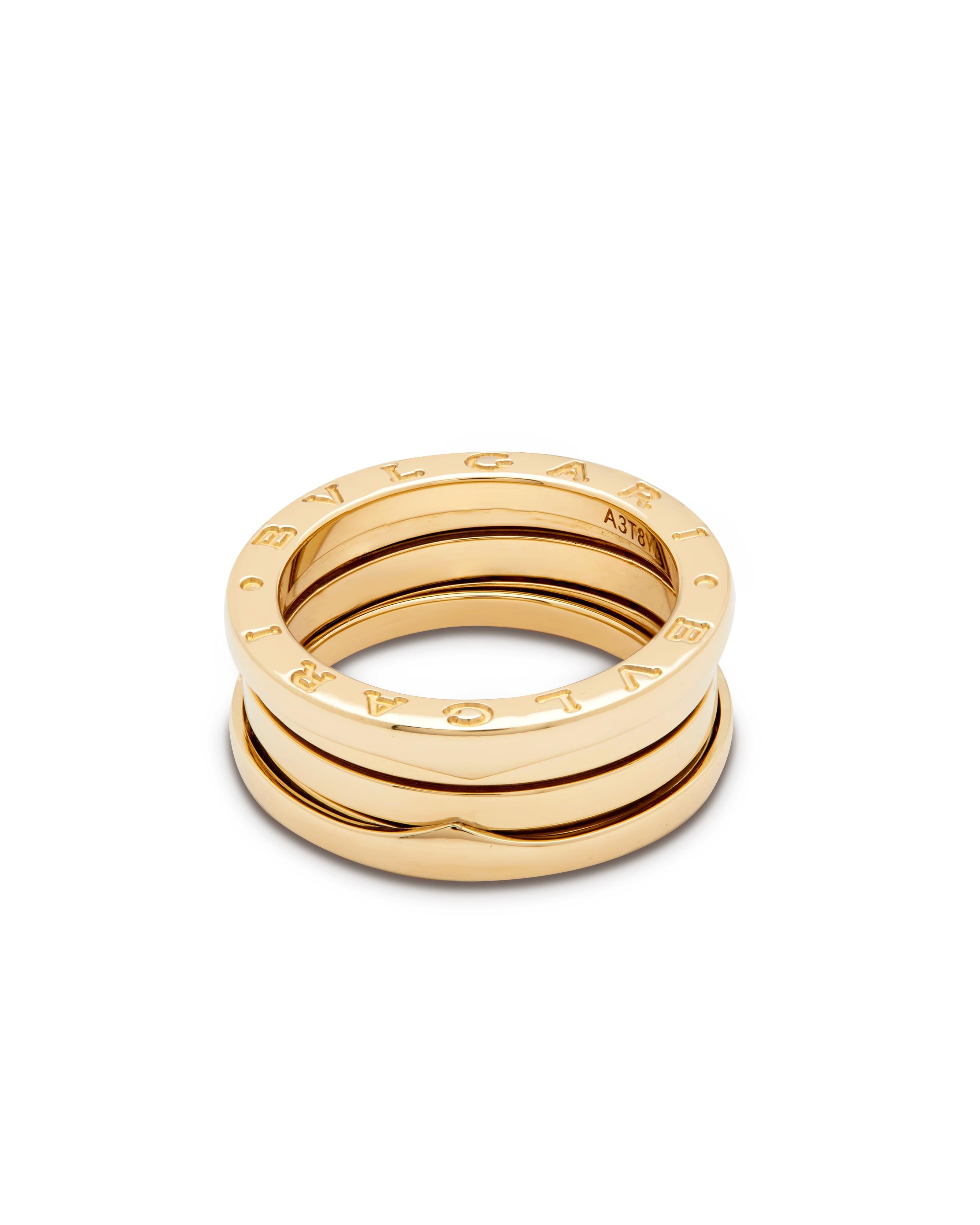Beautiful Pre-owned Bulgari B-Zero ring, rose gold, and ode to Italian architecture, taking inspiration from the famous Colosseum. A Classic and elegant ring suitable for daily wear.

The purity of its distinctive spiral design, is a metaphor for