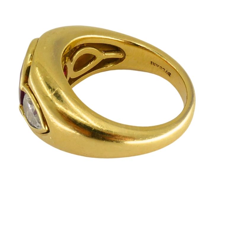 Bvlgari Bulgari Band Ring 18k Gold Cabochon Ruby Diamond AGL Certificate In Excellent Condition For Sale In Beverly Hills, CA