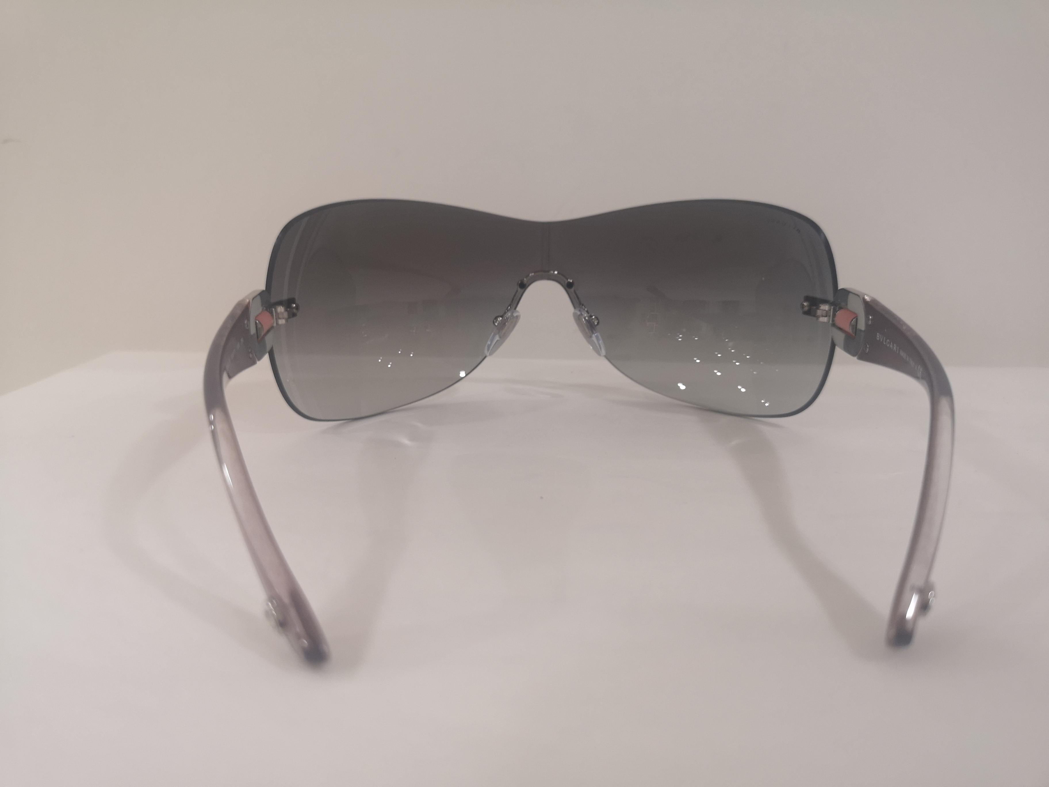 Bulgari black mask pink stem swarovski sunglasses NWOT In New Condition In Capri, IT