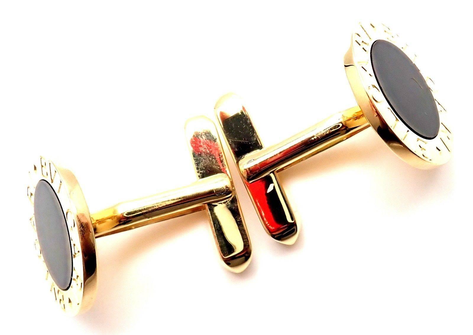 Bulgari Black Onyx Yellow Gold Cufflinks In New Condition For Sale In Holland, PA