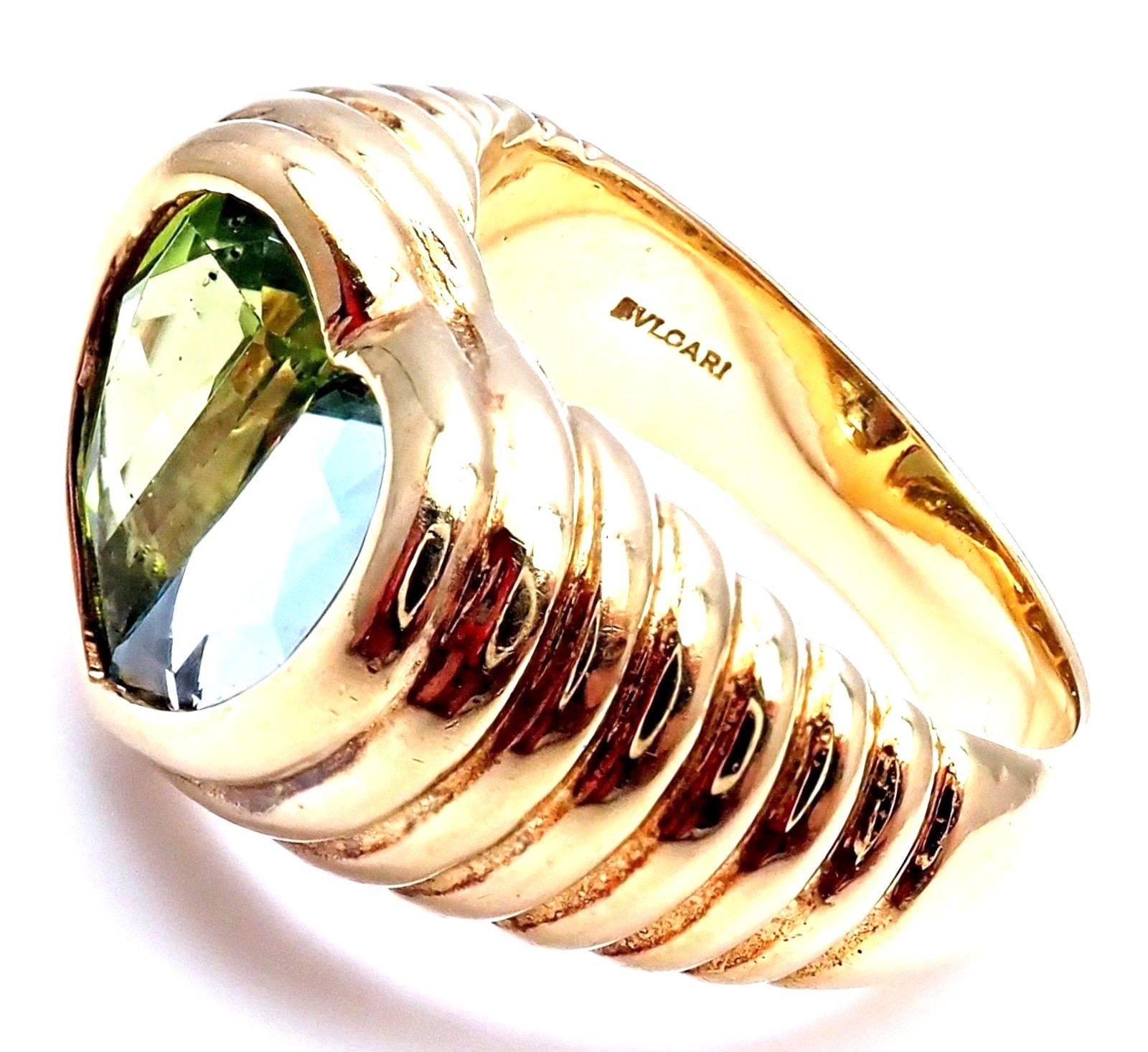 Bulgari Blue Topaz and Peridot Yellow Gold Heart Ring In New Condition In Holland, PA