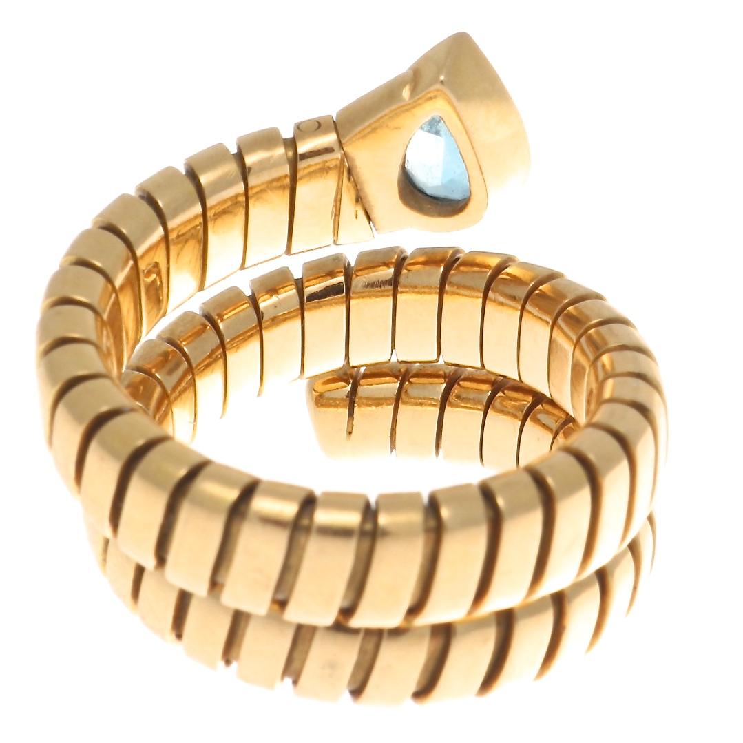 Cherished for its use of bold colors and unmistakable motifs, Bulgari's Tubogas Serpenti is just one of the many coveted designs by this famous jewelry house. Our job is to find the best vintage pieces that show minimal to no signs of wear, and