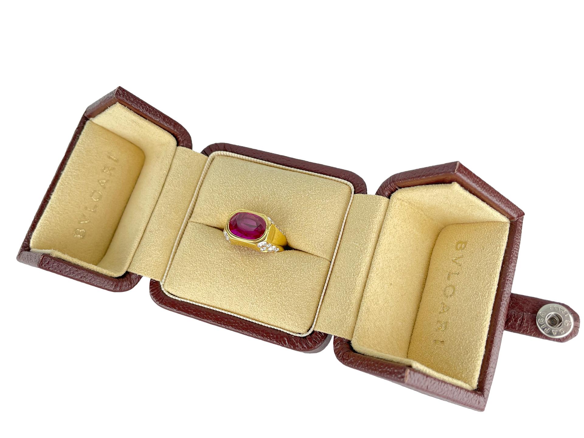 Bulgari Burmese Ruby Diamond Cocktail Ring. In Good Condition For Sale In London, GB