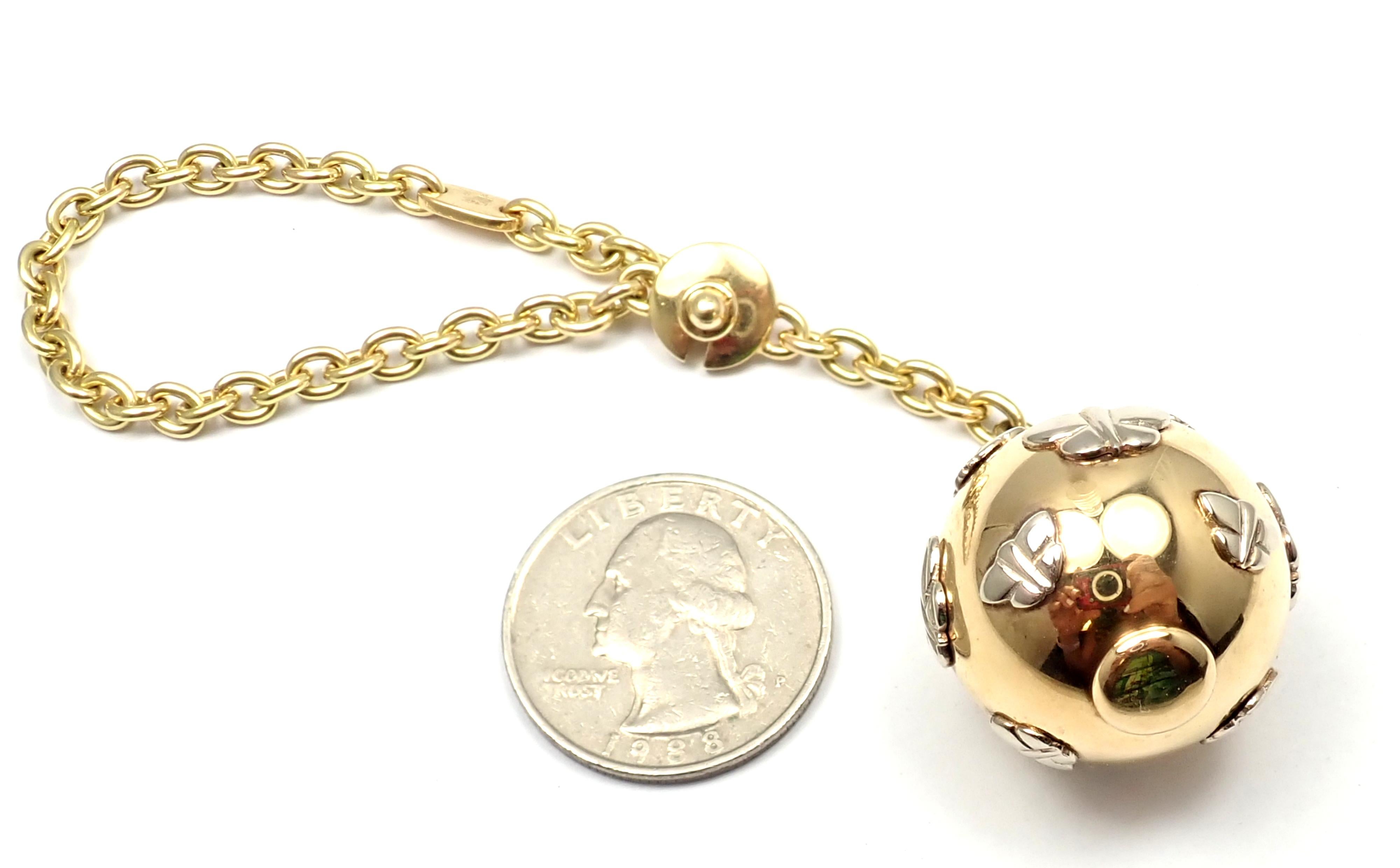 Bulgari Butterfly Globe Yellow and White Gold Keychain In Excellent Condition In Holland, PA